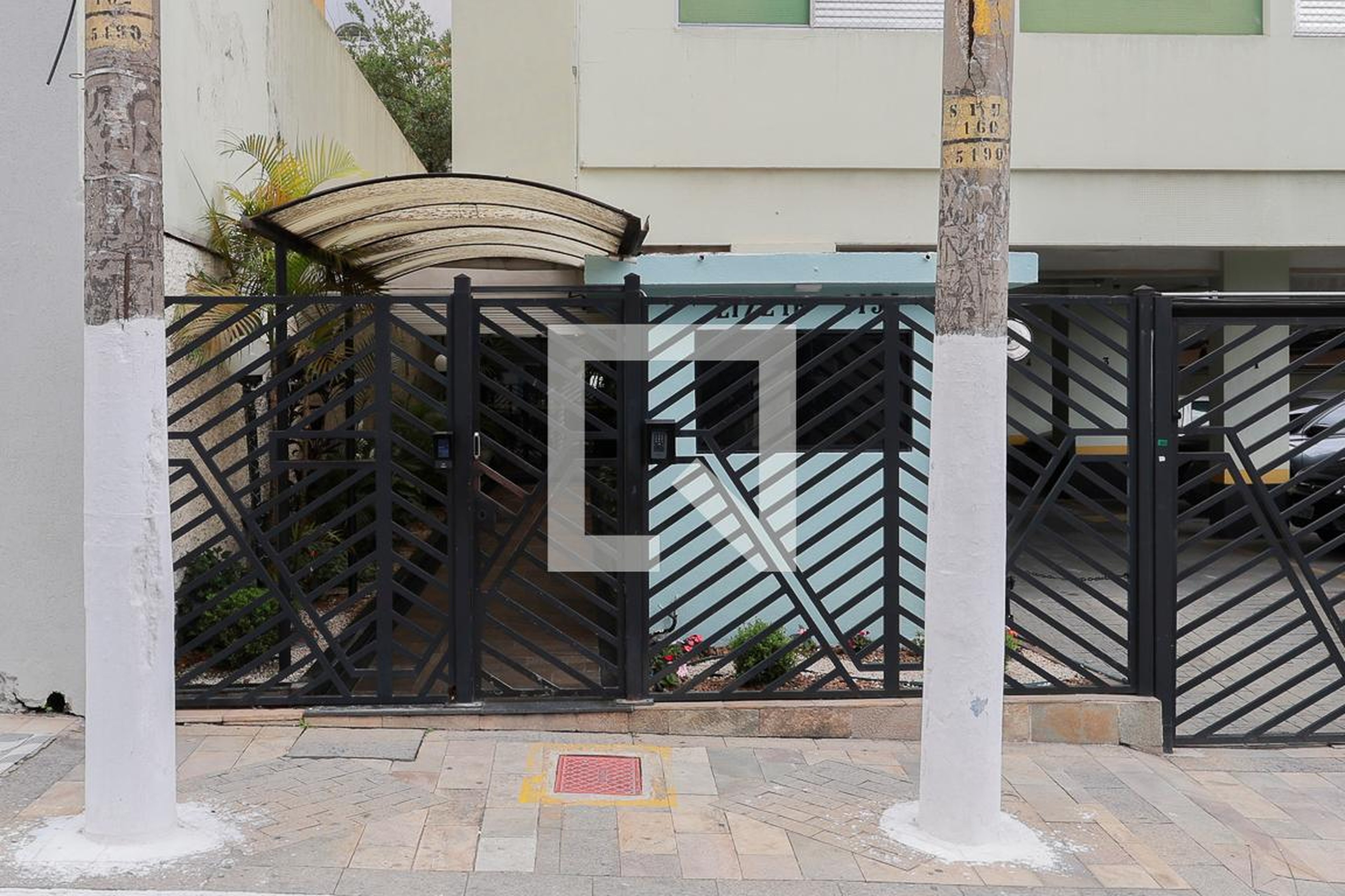 Fachada do condomínio Edifício Lizzie