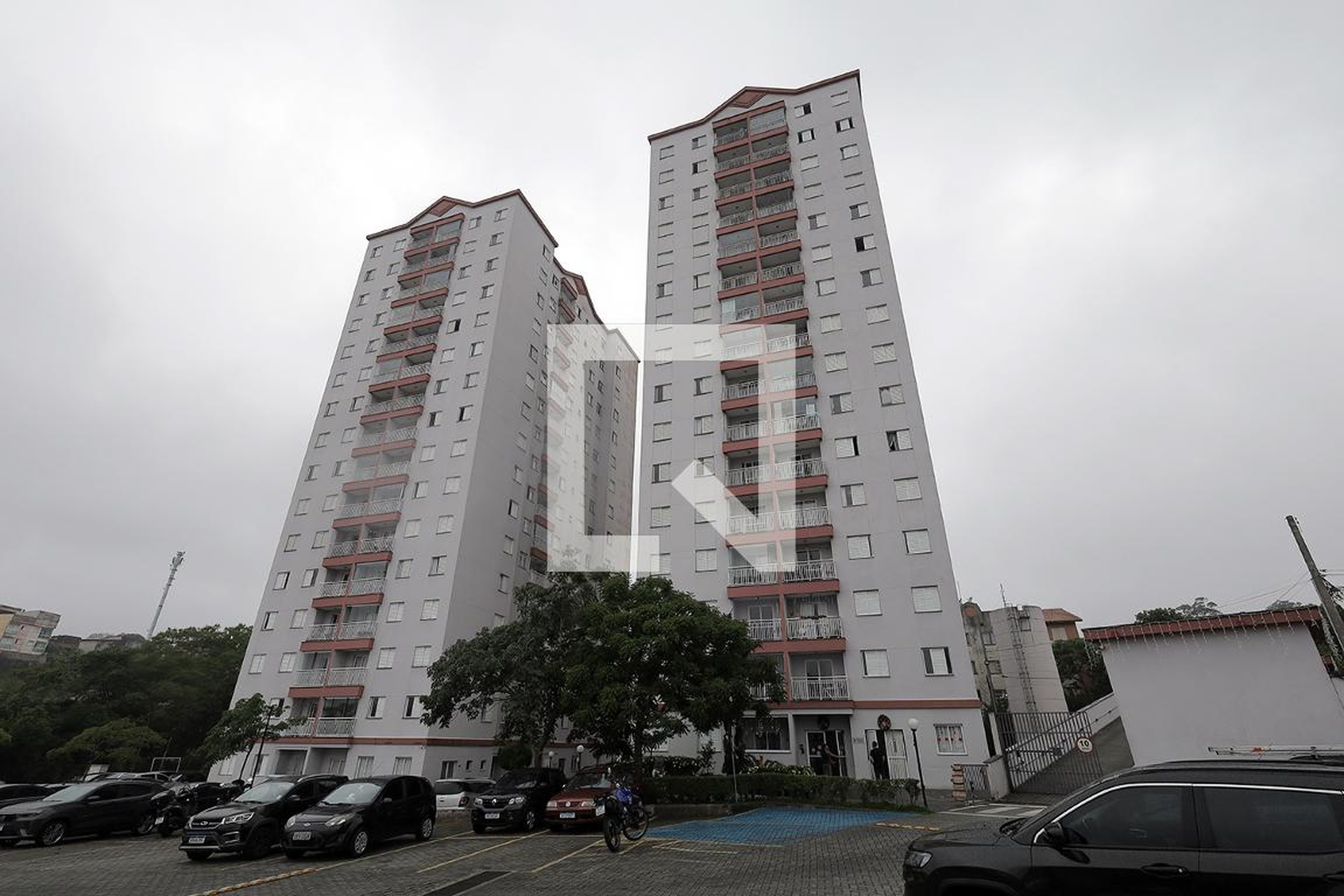 Fachada Condomínio em Avenida Loreto, 18