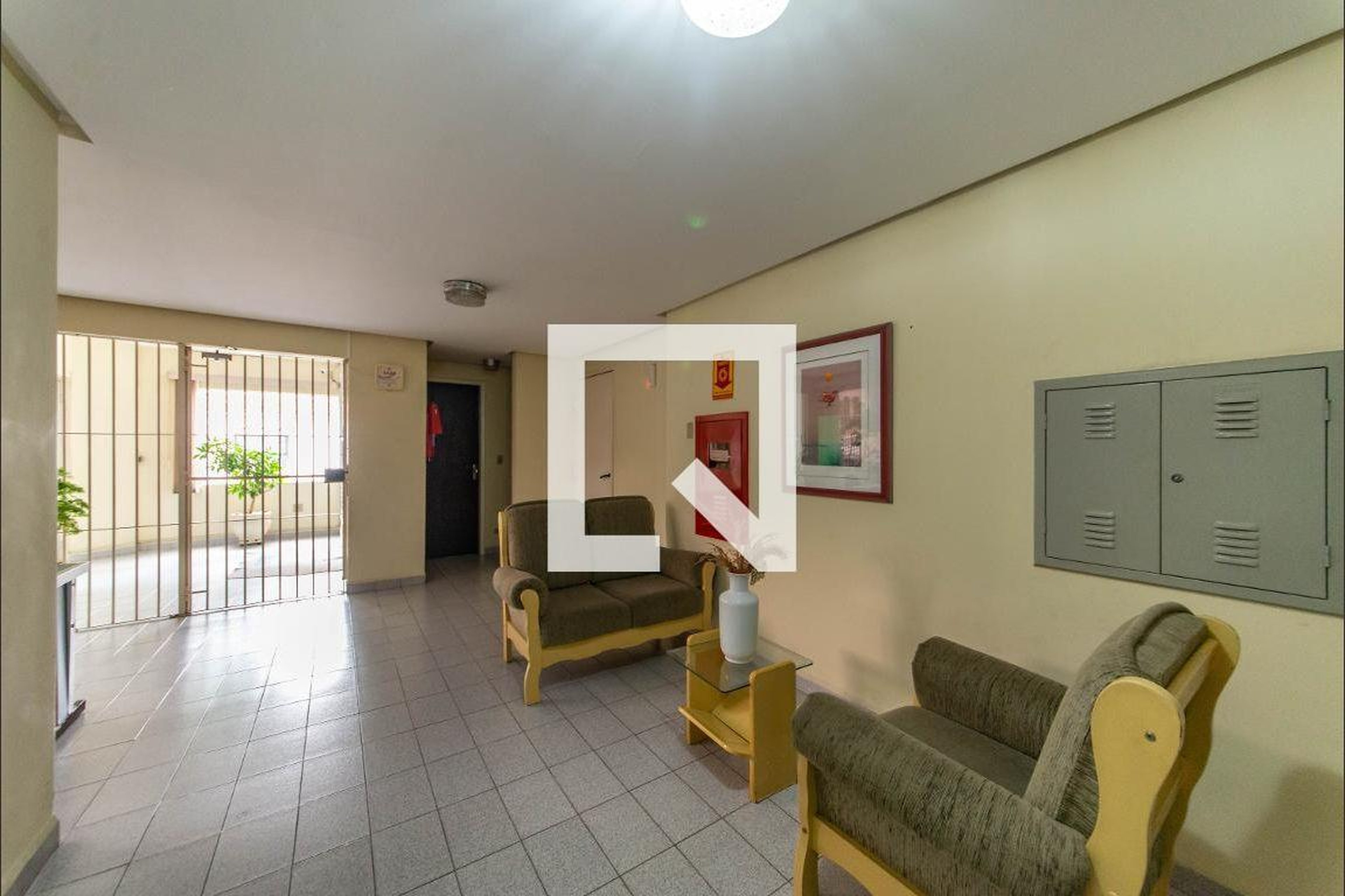 Hall de entrada - Edifício Cinco de Julho