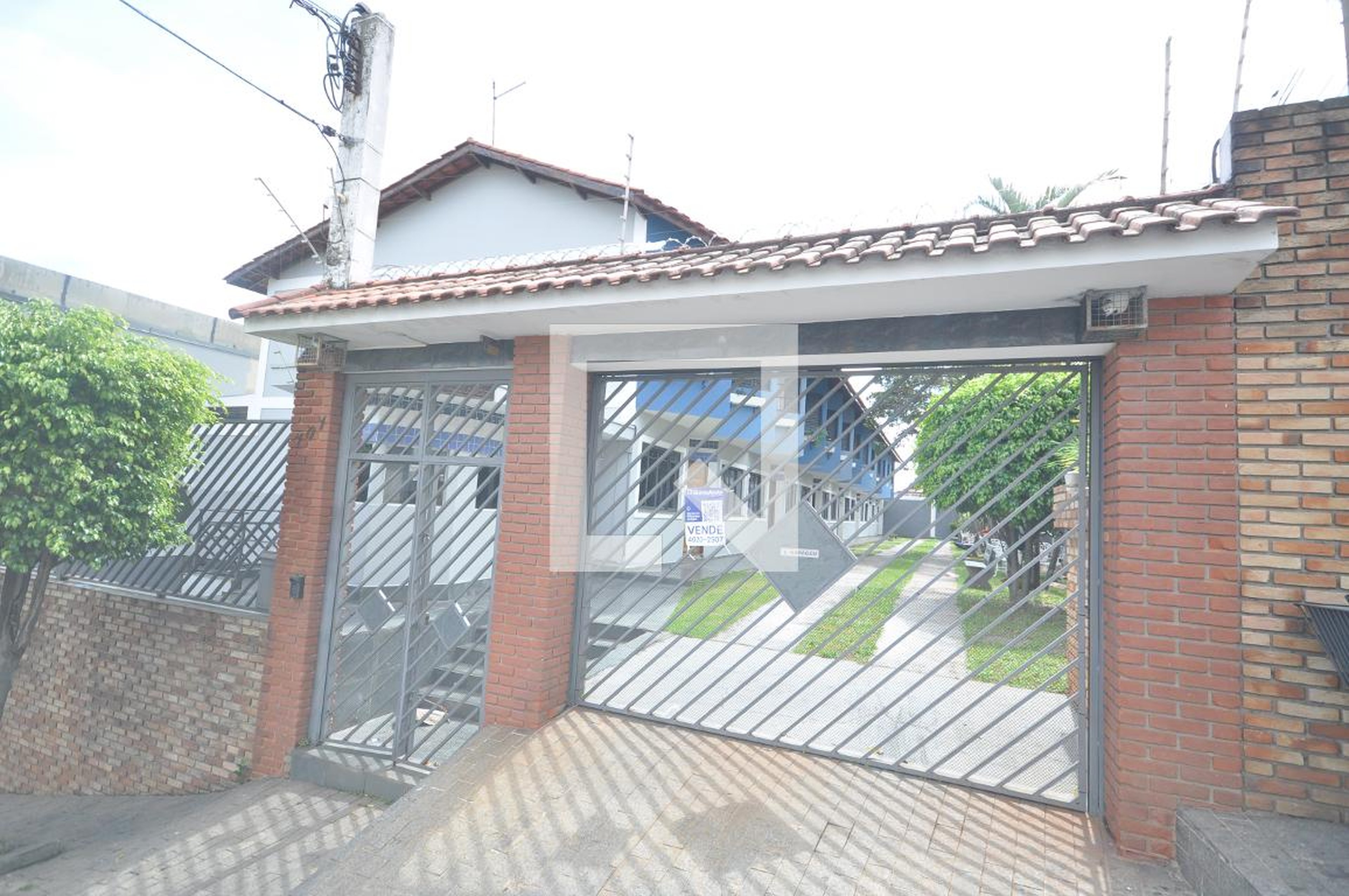 Fachada Condomínio Vila Casteli