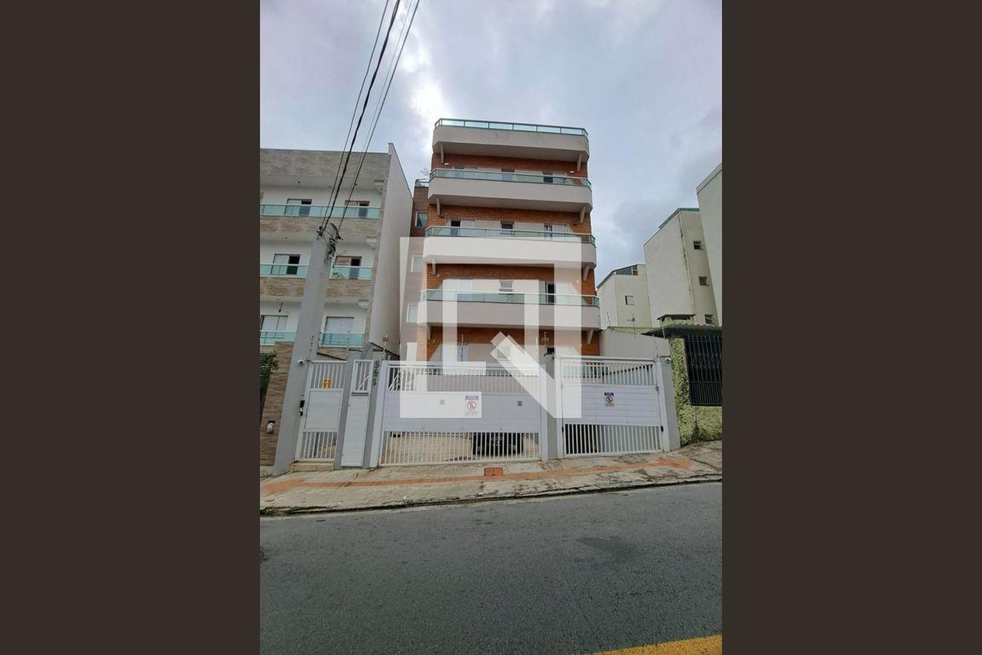 Fachada Condomínio em Rua Avaré, 36