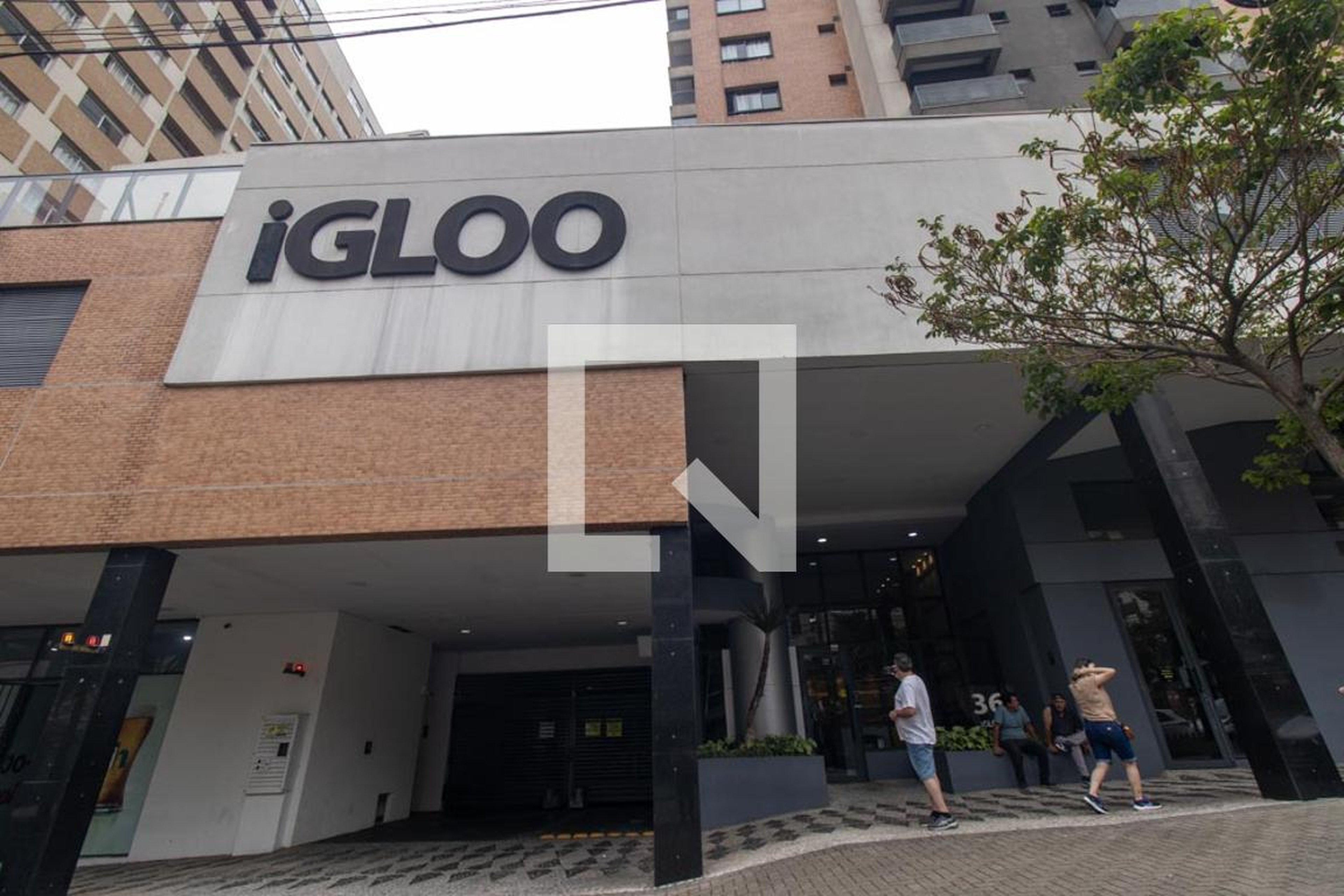 Fachada do Condomínio Condomínio Igloo