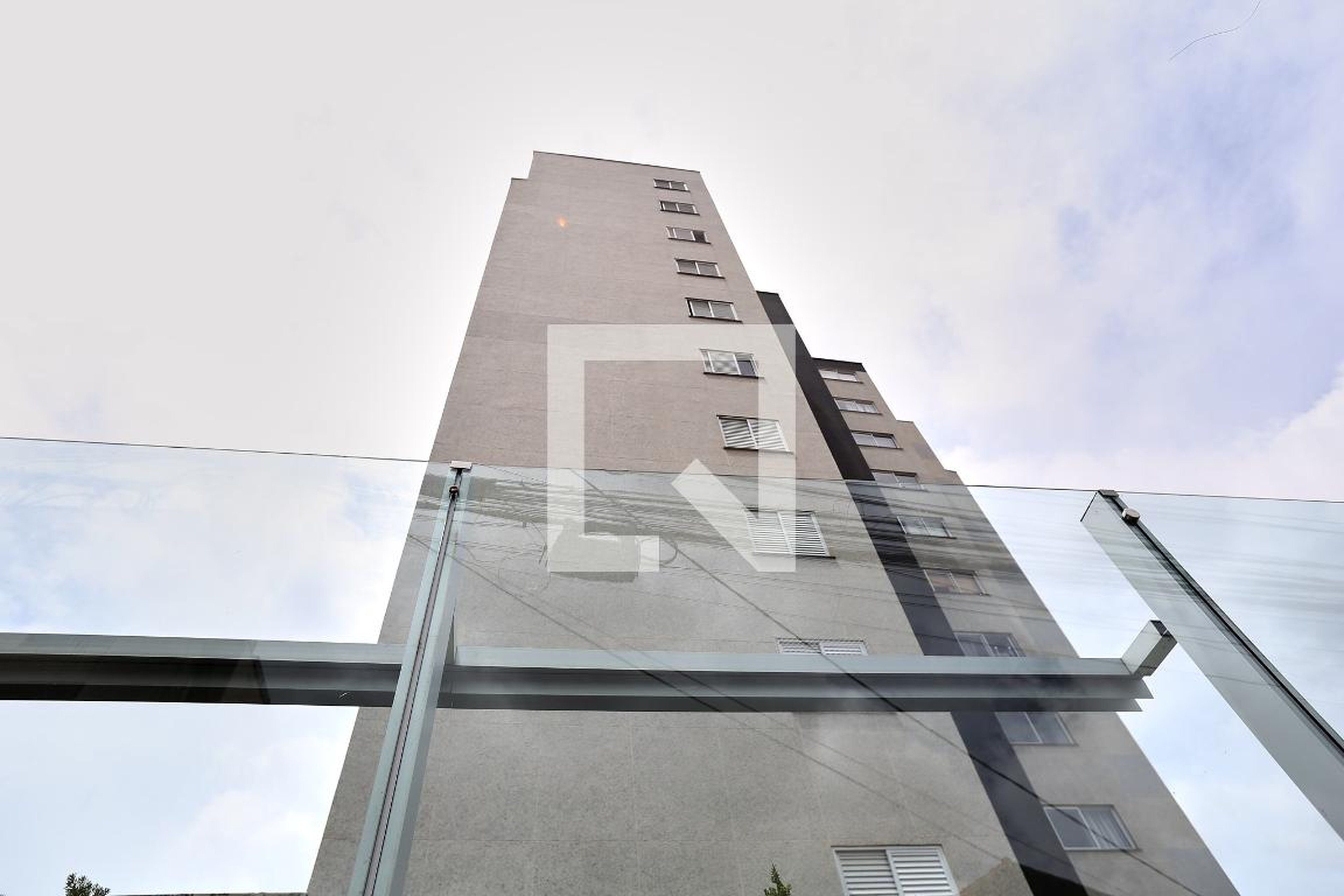 Fachada Condomínio em Rua Ingá, 34