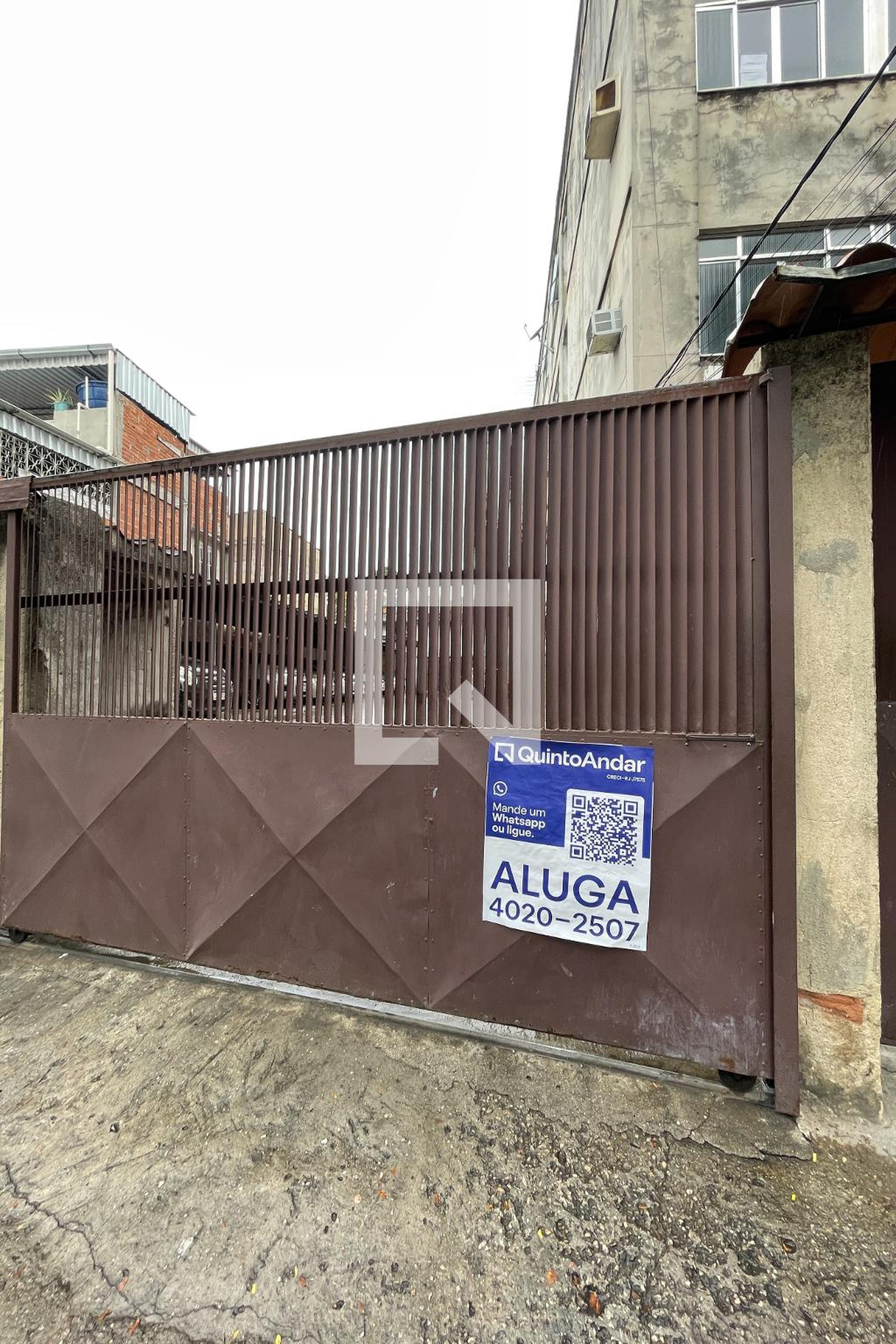 Fachada Condomínio em Rua João Francisco de Assis, 160