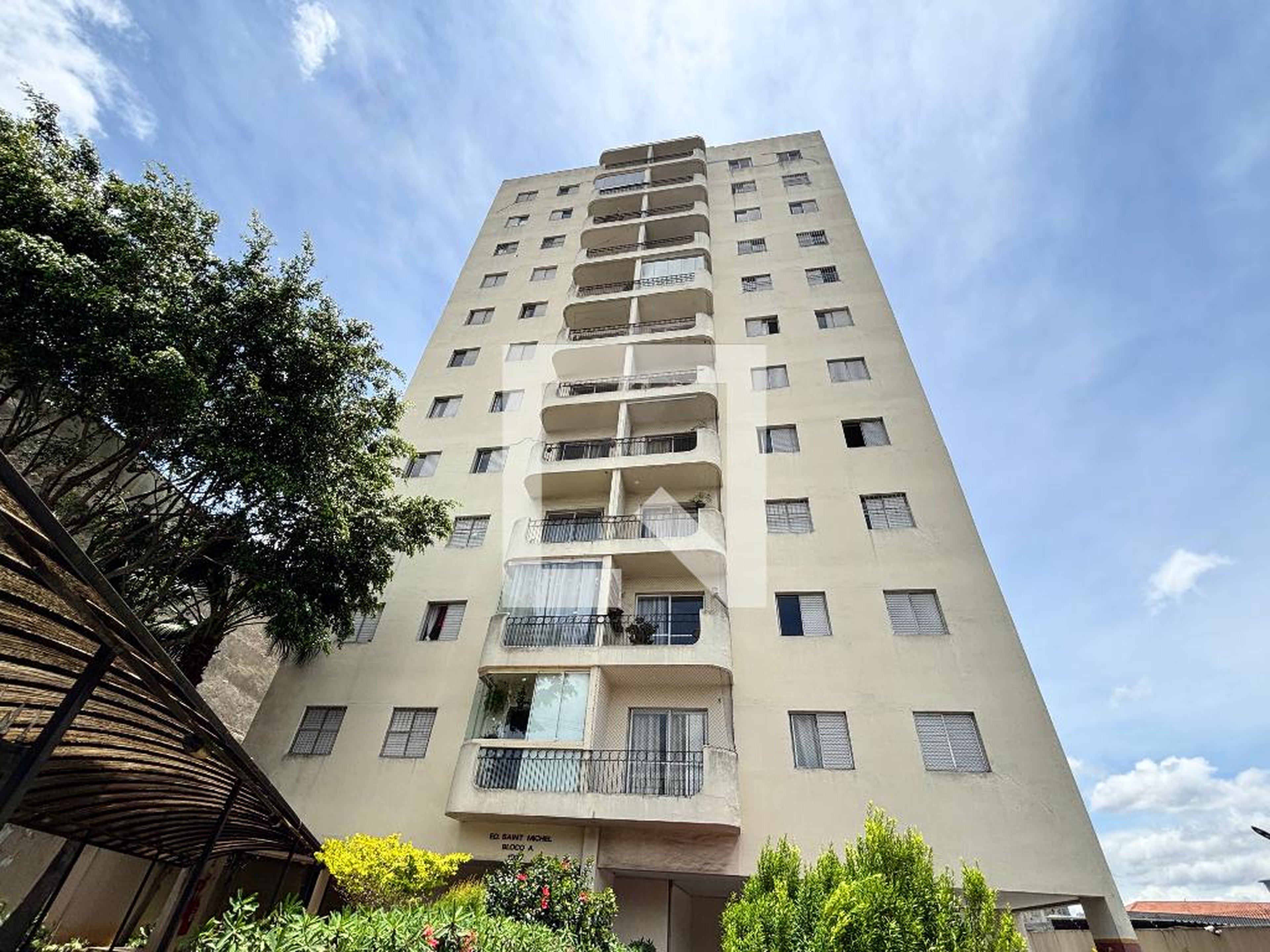 Fachada Condomínio Saint Michel