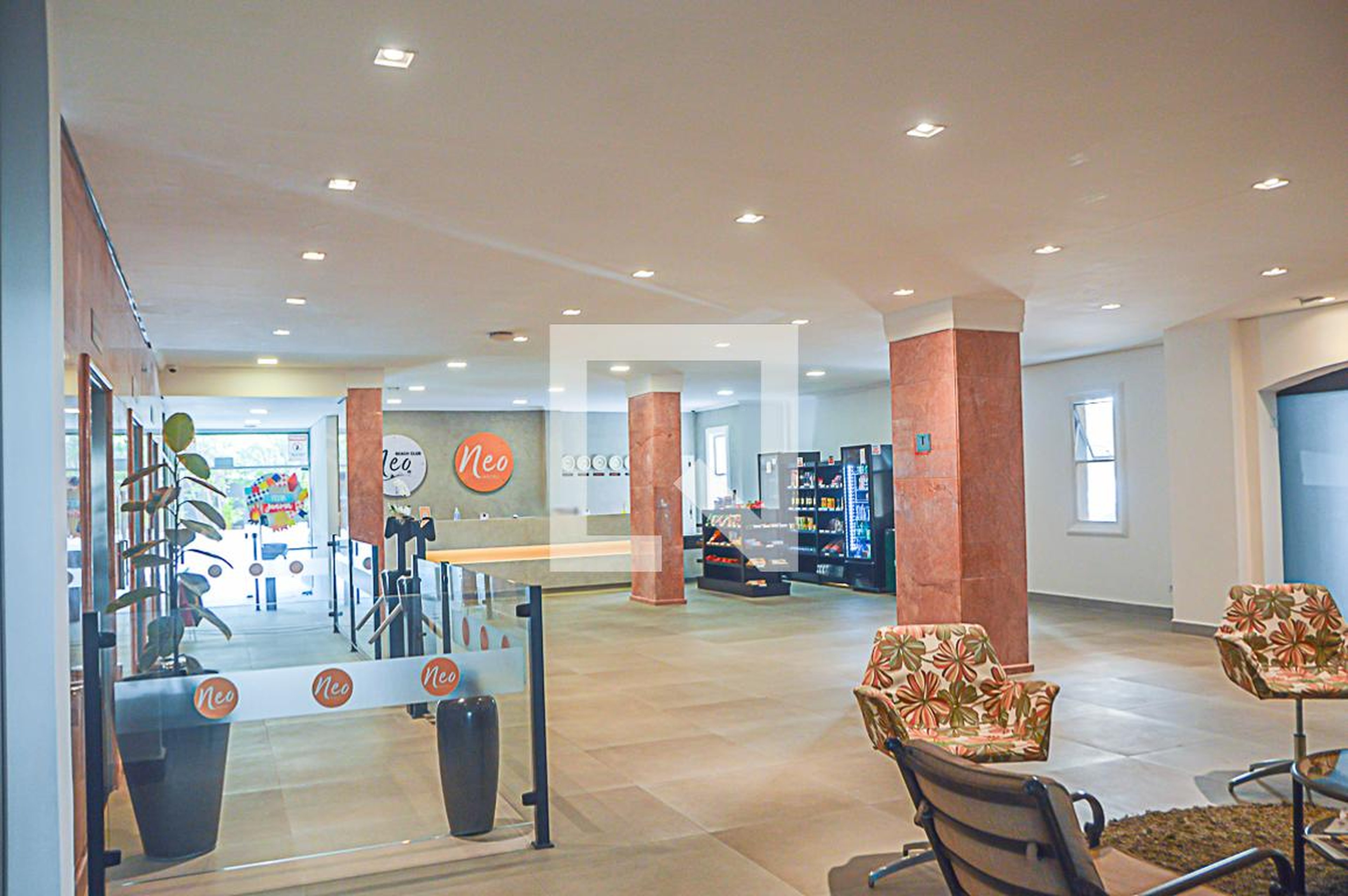 Hall de entrada - Neo Hotel