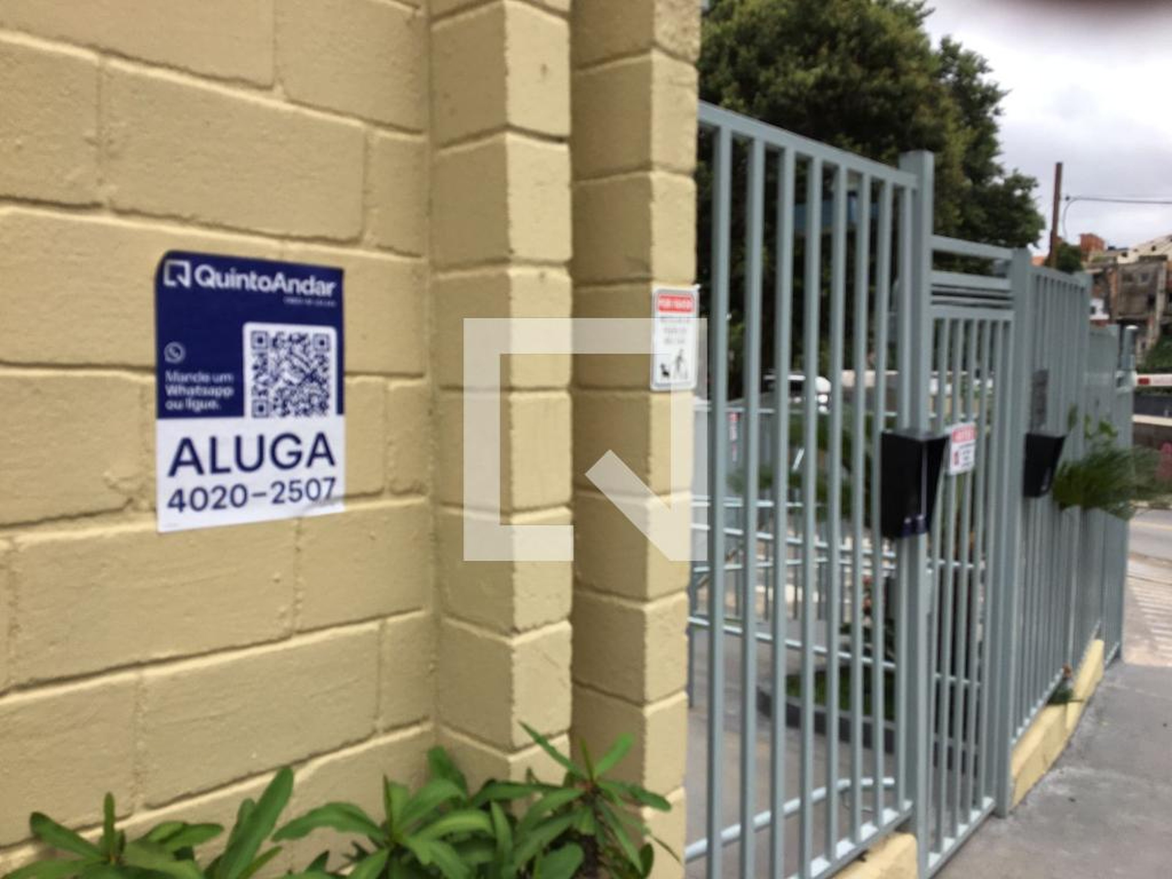 Fachada do Prédio Condomínio Portal das Rosas