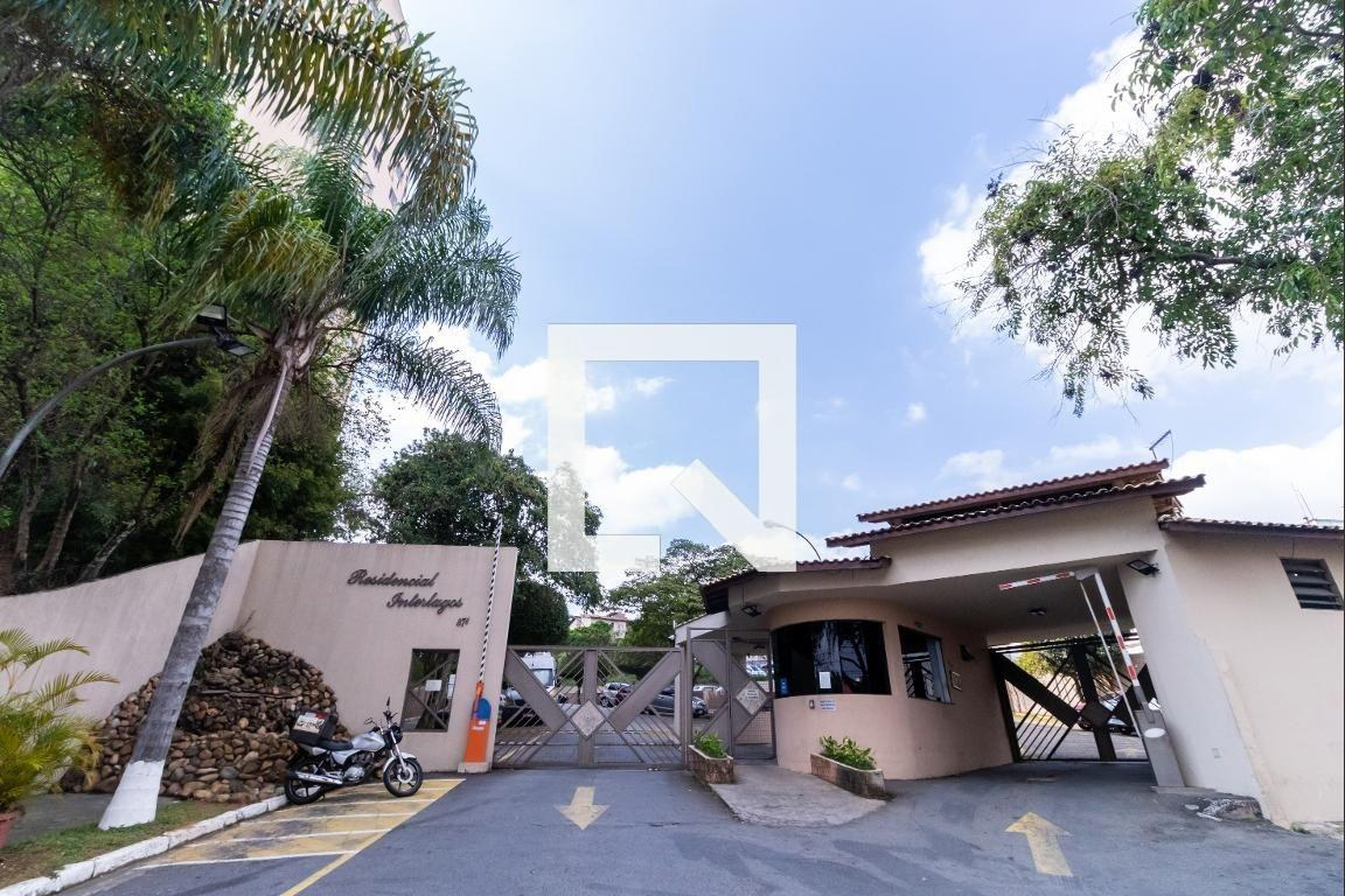 Fachada Residencial Interlagos