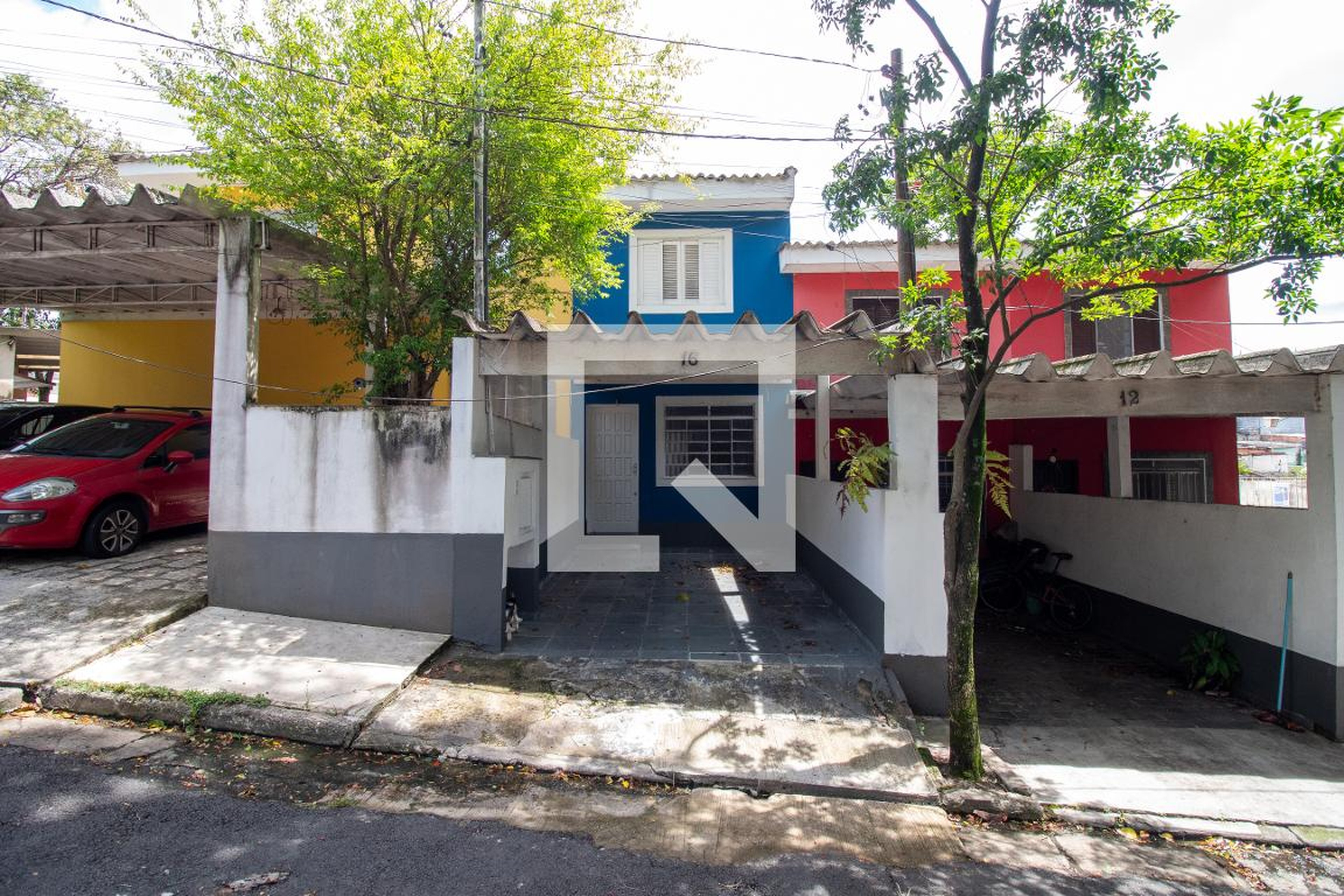 Fachada Condomínio em Rua Marco Giannini, 16