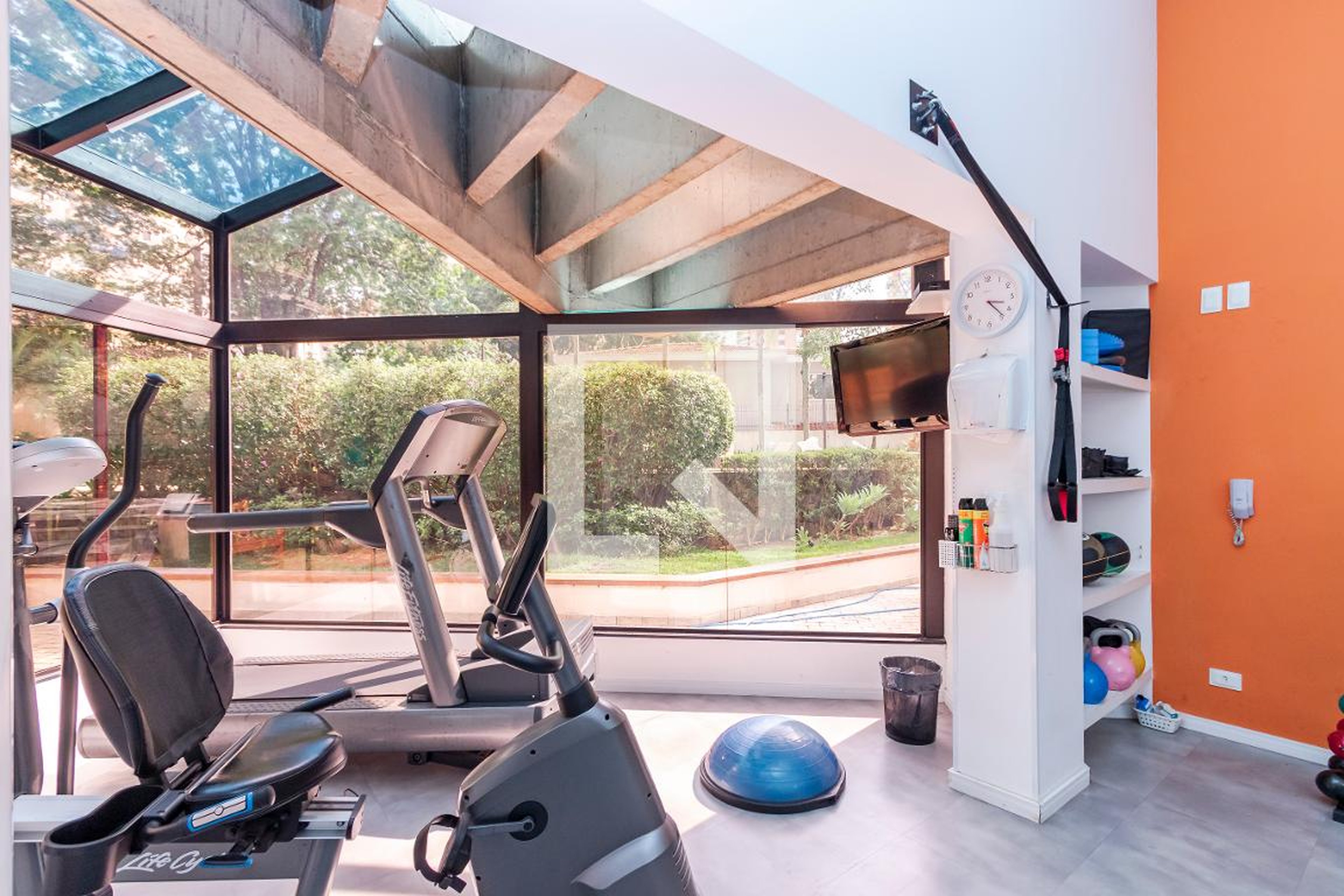 Academia - Premium Mansions