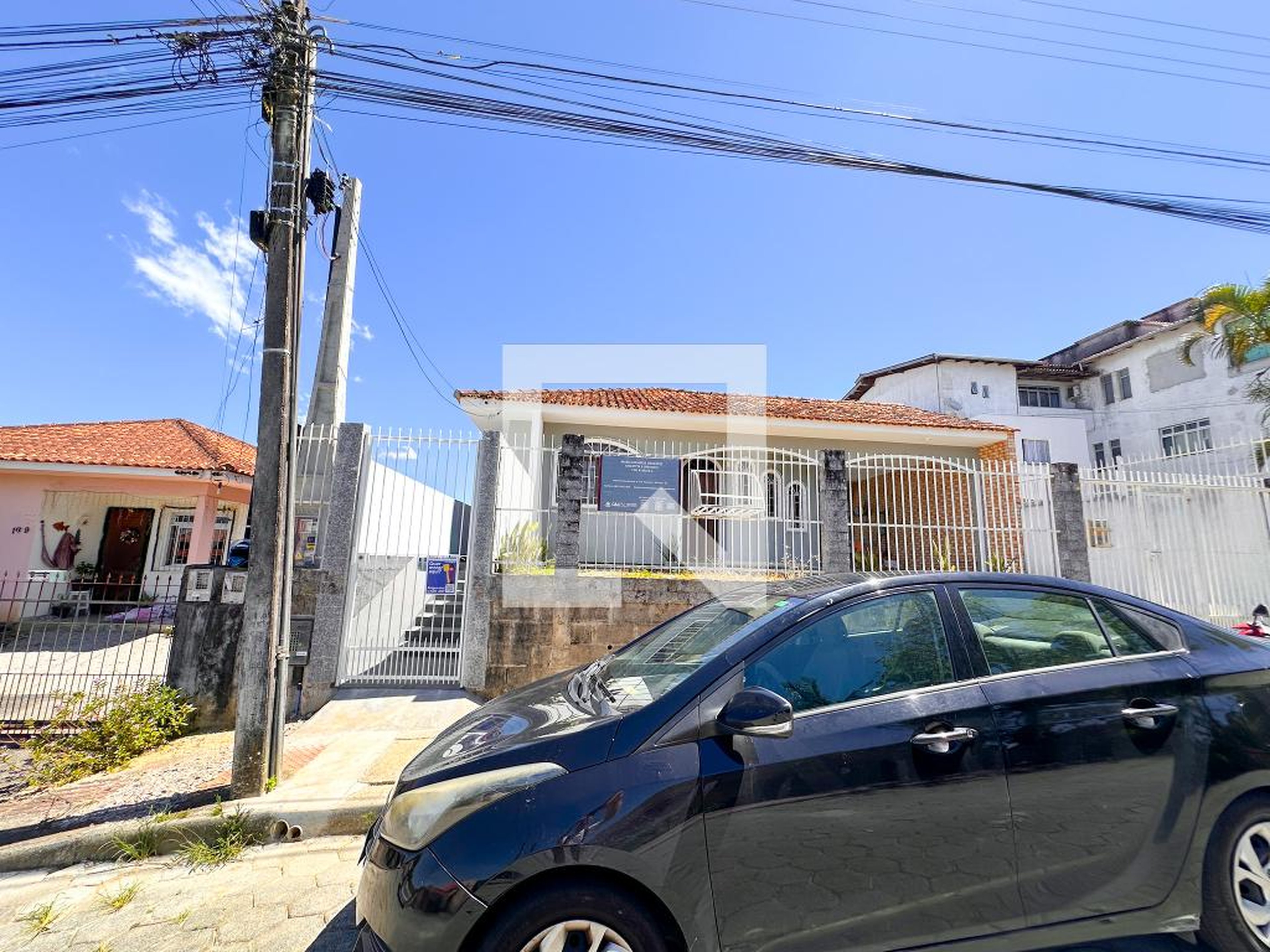 Fachada Condomínio em Rua Tolentino Hoffmann, 181