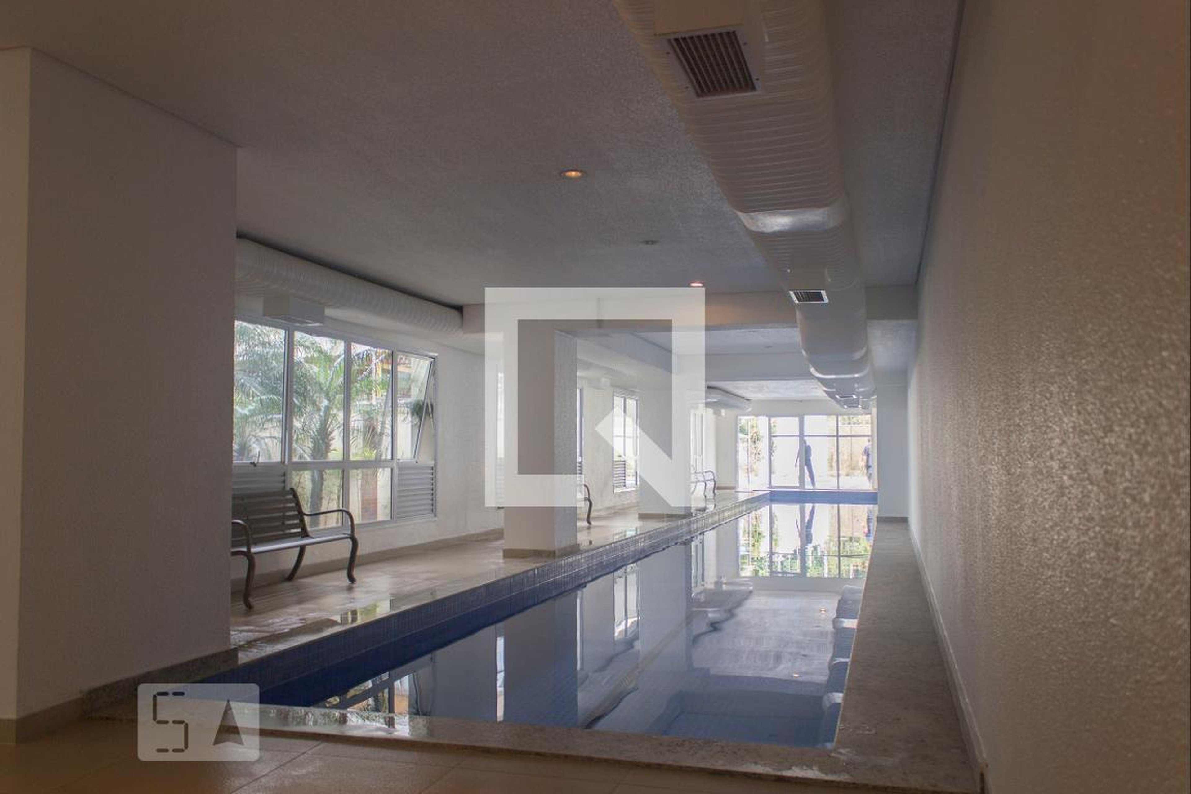 Piscina - Edifício Villa Antônia