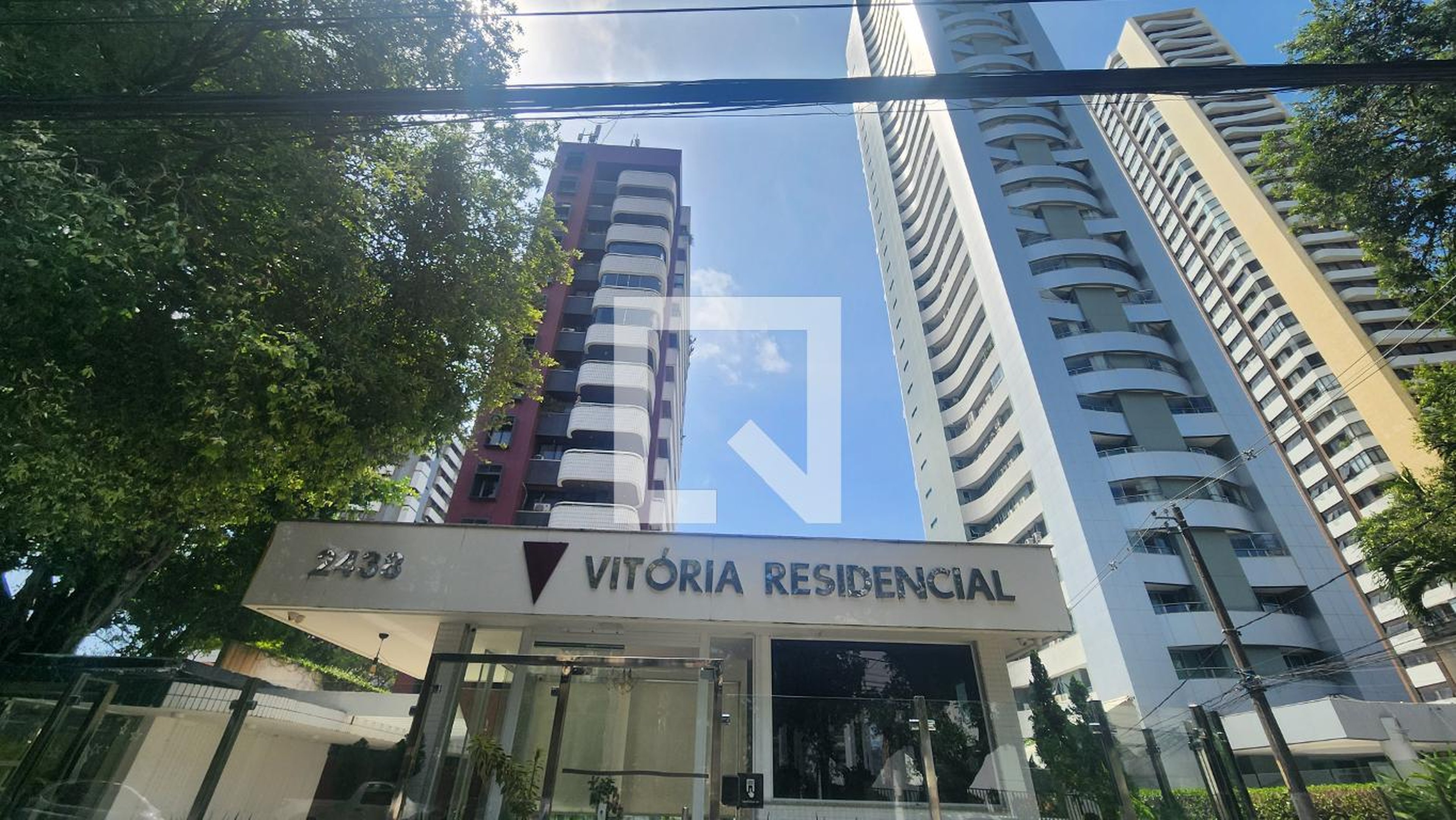 Fachada Condomínio Vitória Residencial
