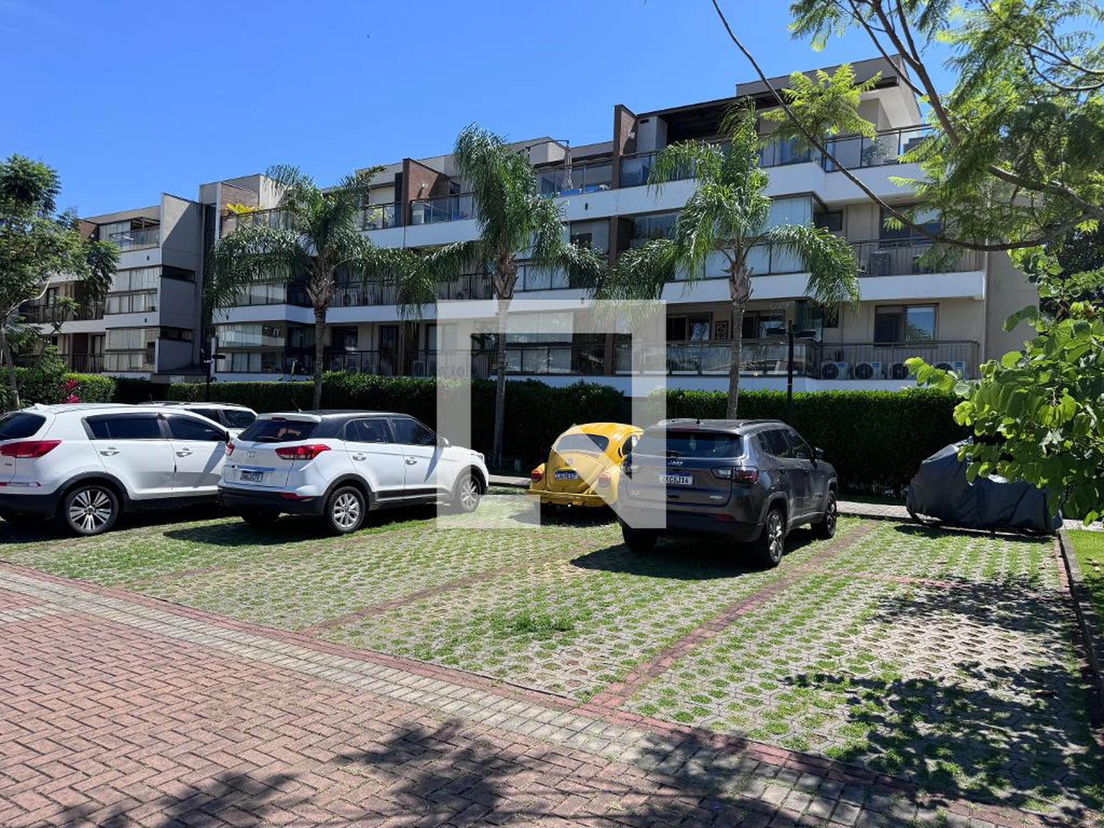 Fachada Condomínio em Rua Projetada Quatro, 1000