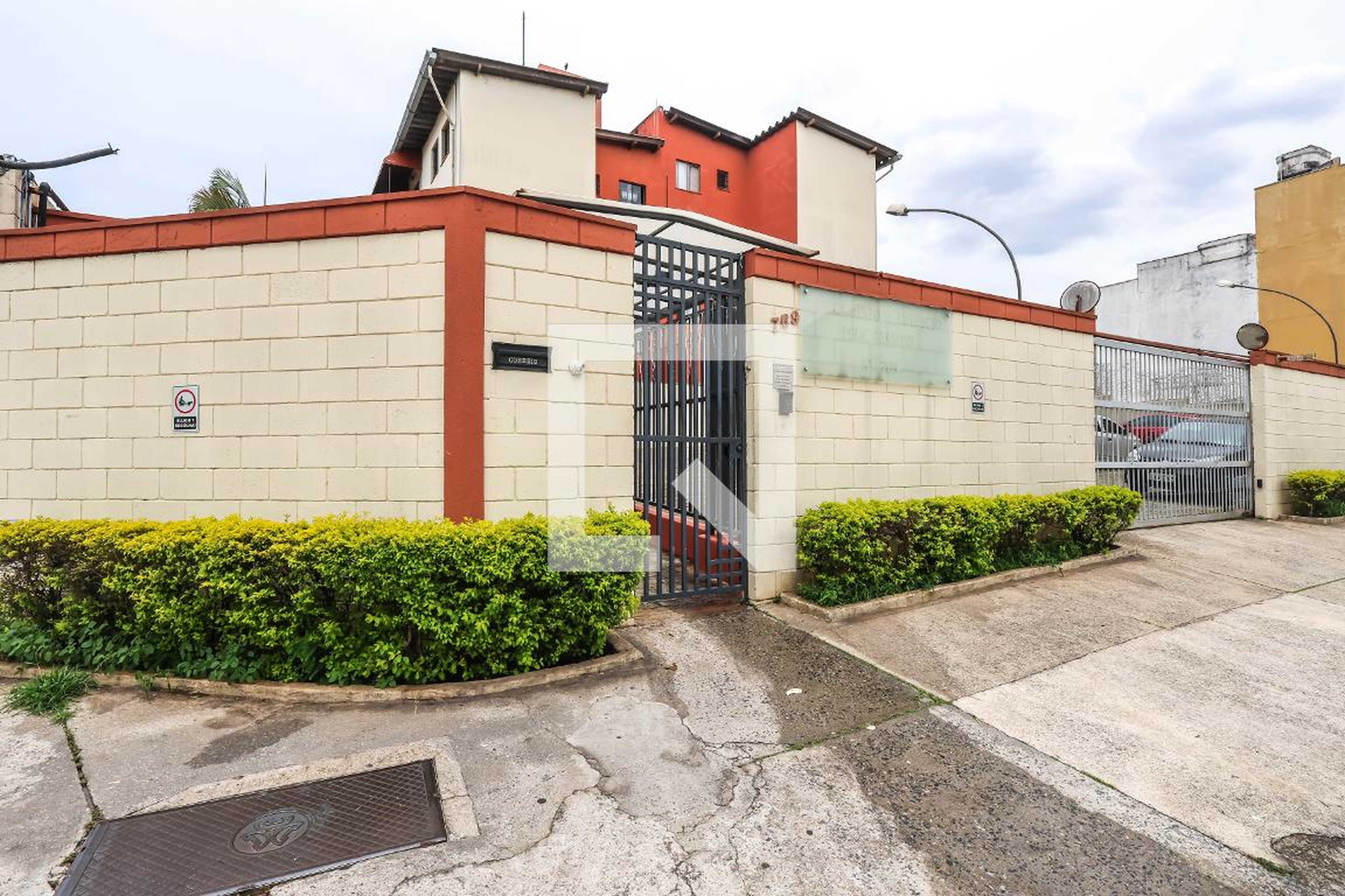 Fachada Condomínio Four Seasons