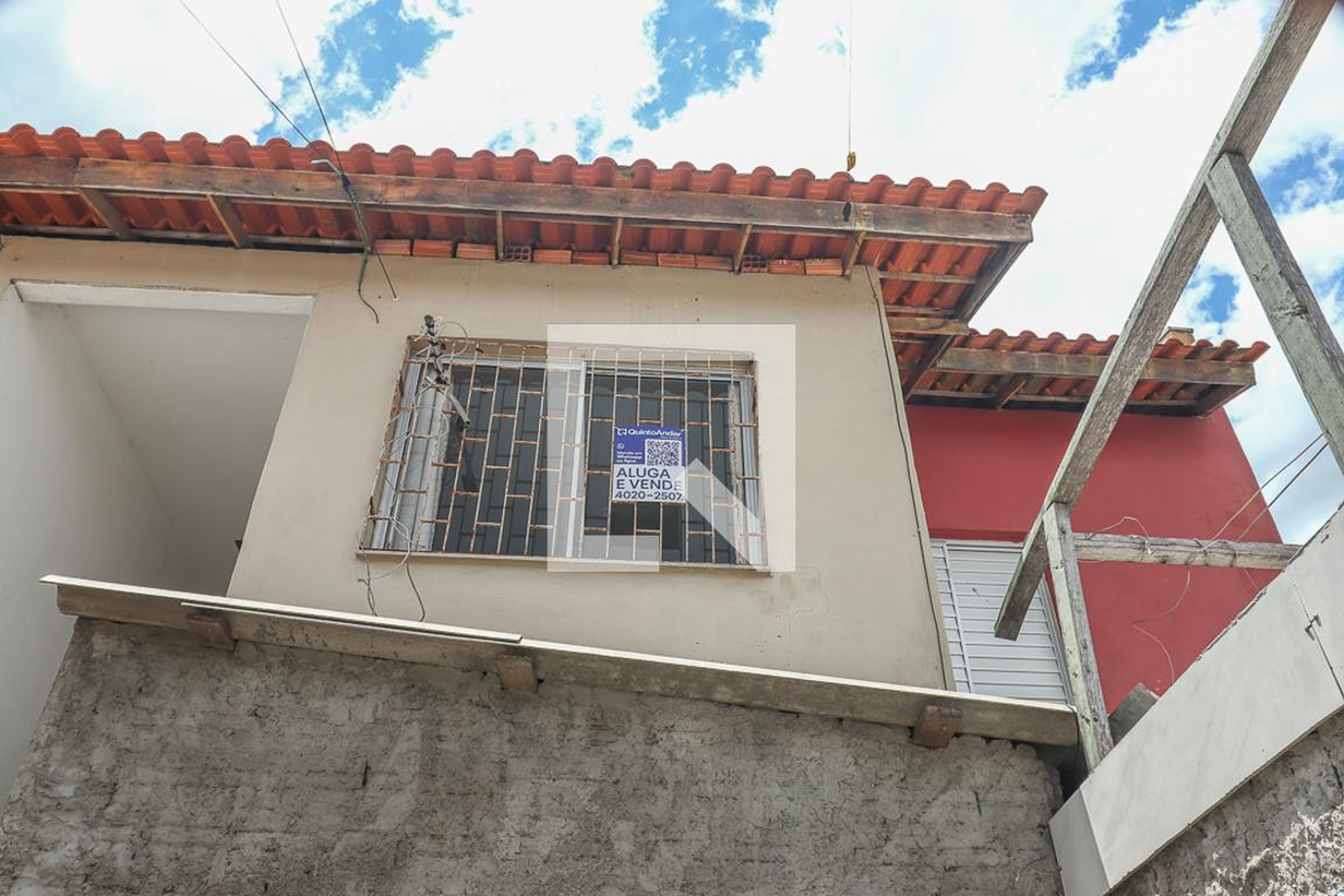 Fachada Condomínio em Avenida Vila Santíssima Trindade, 328
