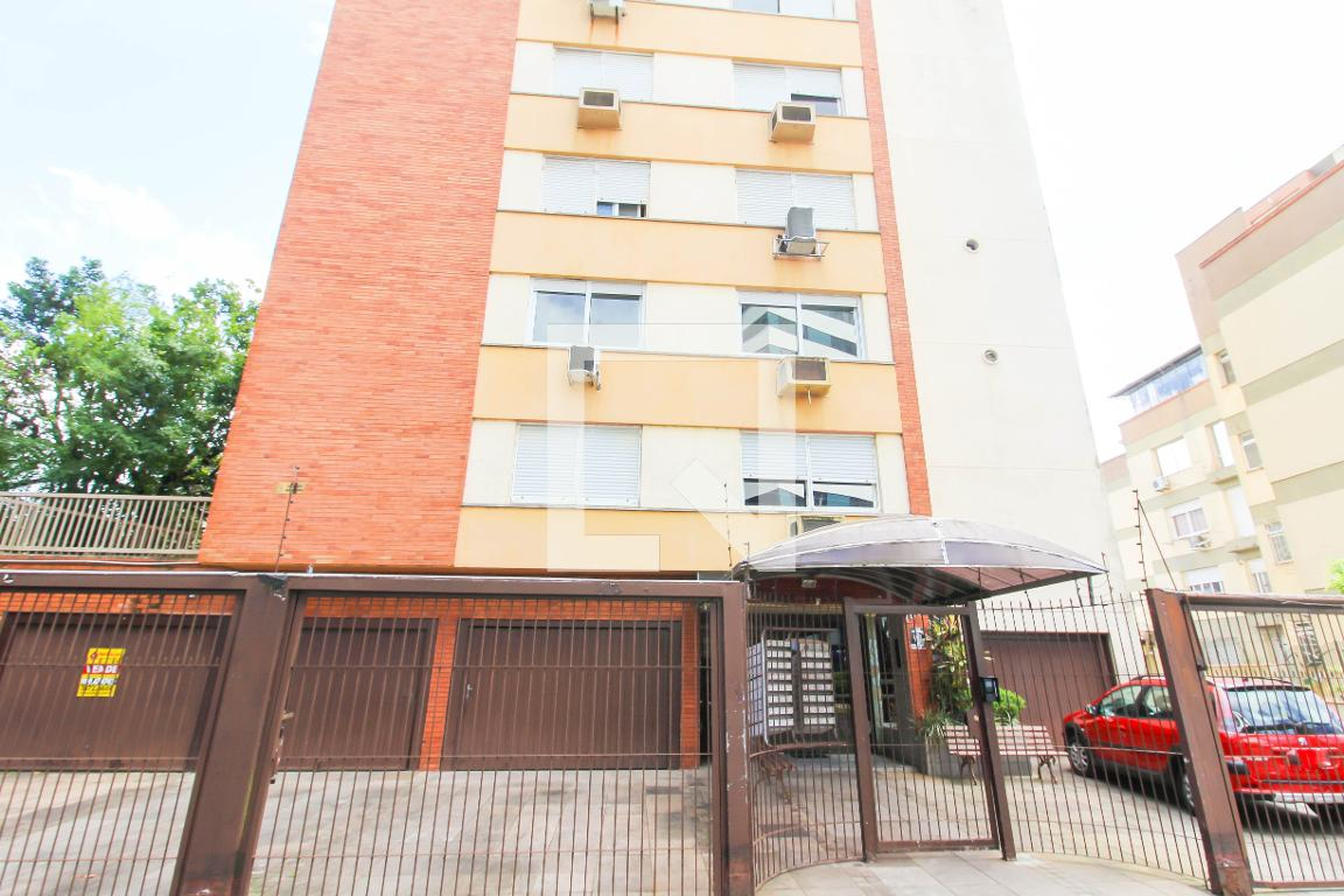 Fachada Condomínio em Rua Doutor Barcelos, 1030