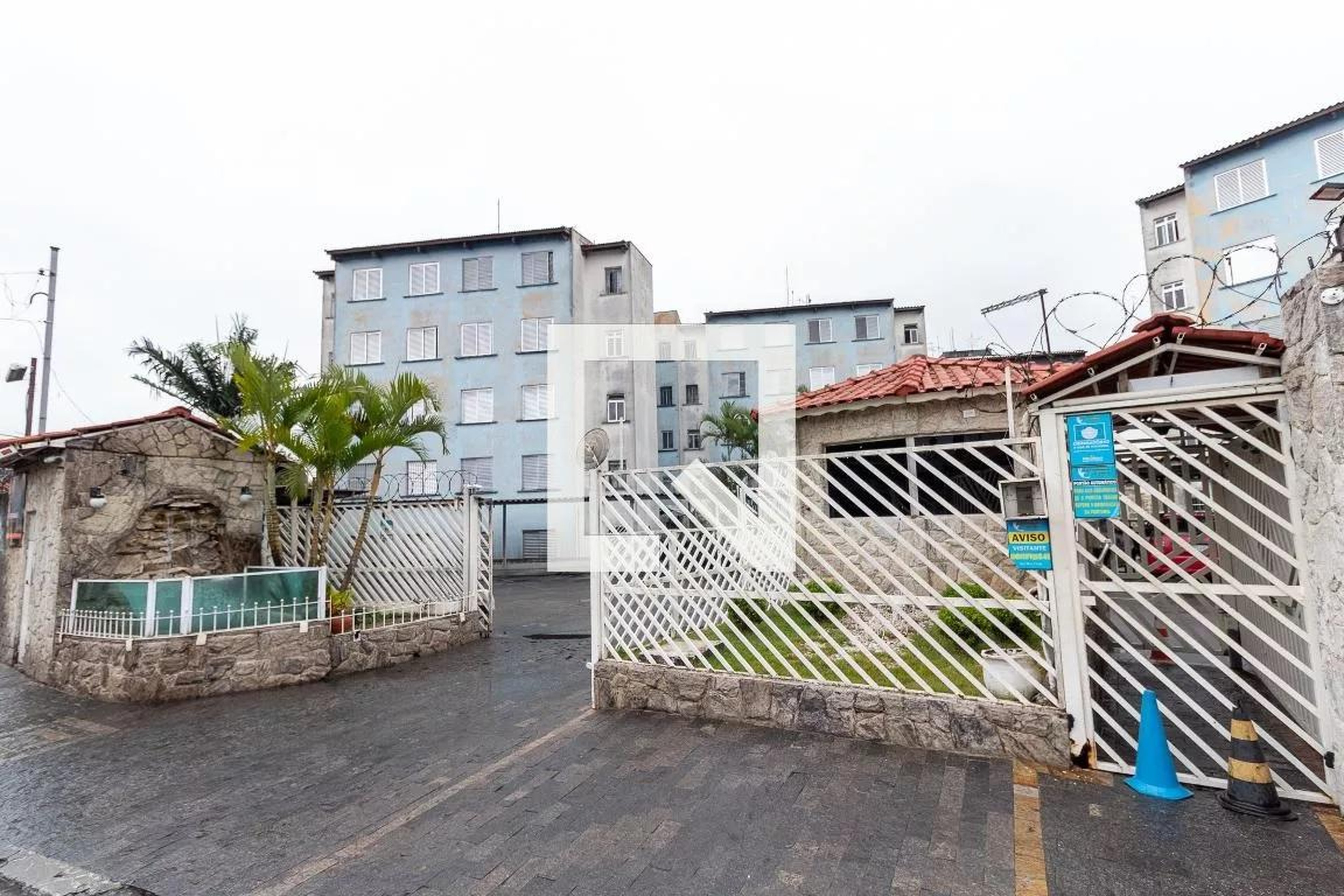 Fachada Condomínio em Rua São José do Belmonte, 100