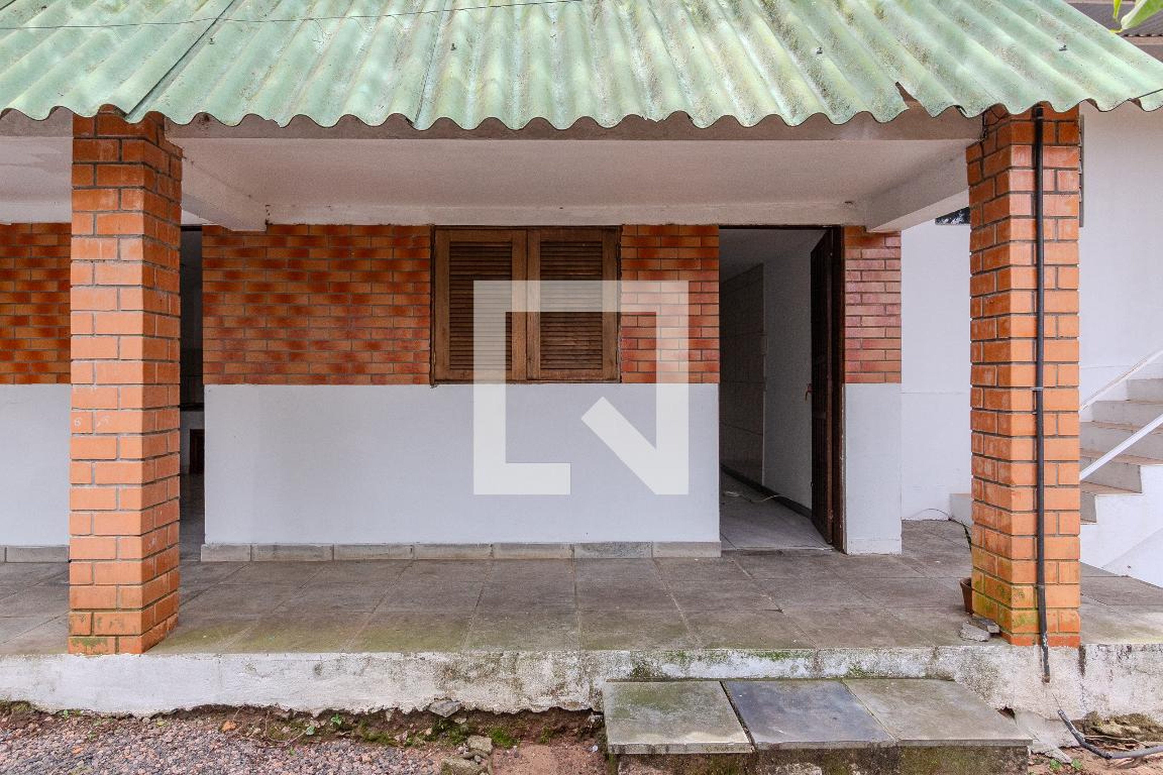 Fachada Condomínio em Rua Vicente da Fontoura, 439