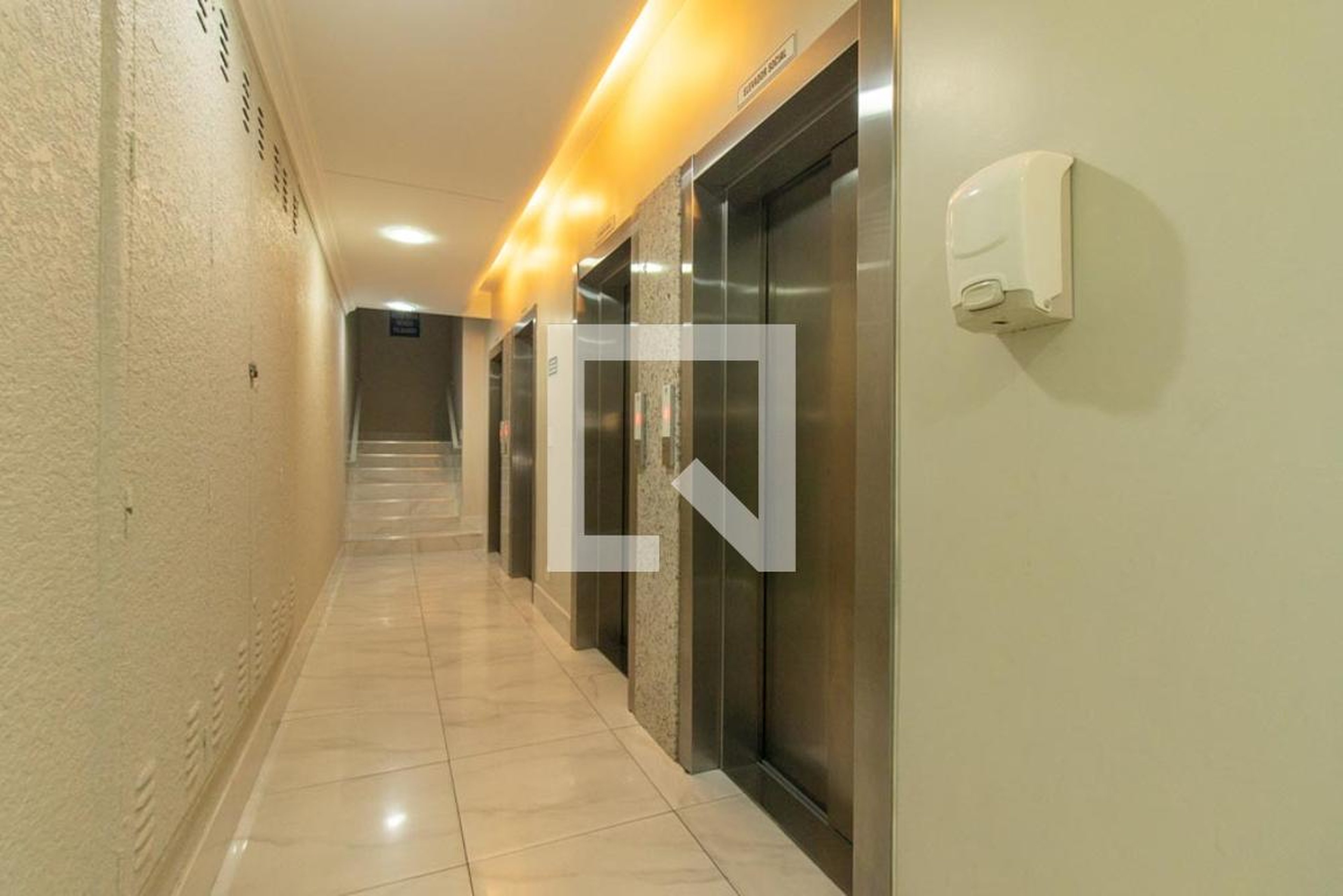 Hall - Edifício Itaiápolis