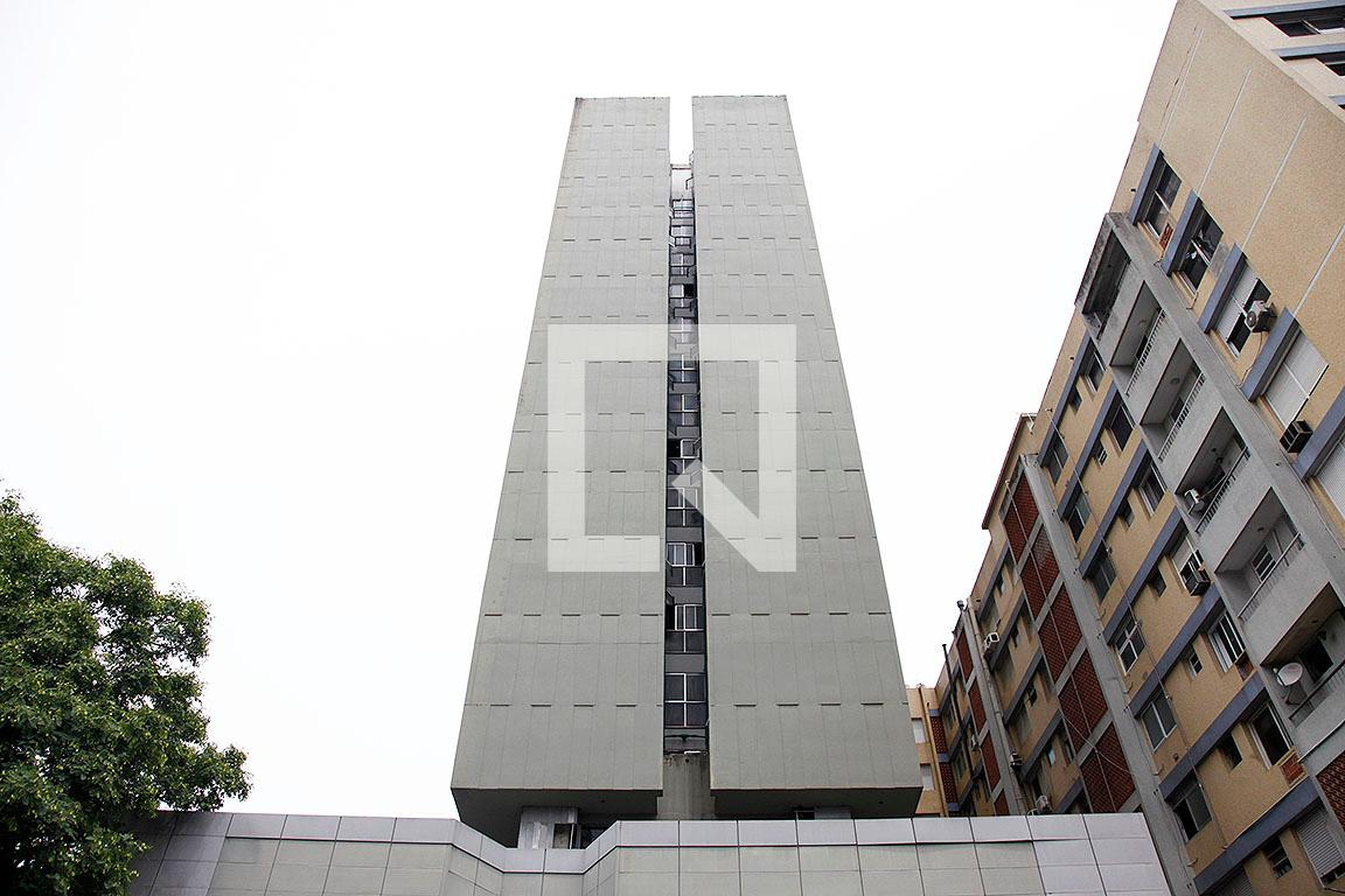 Fachada Condomínio Portal da Praça