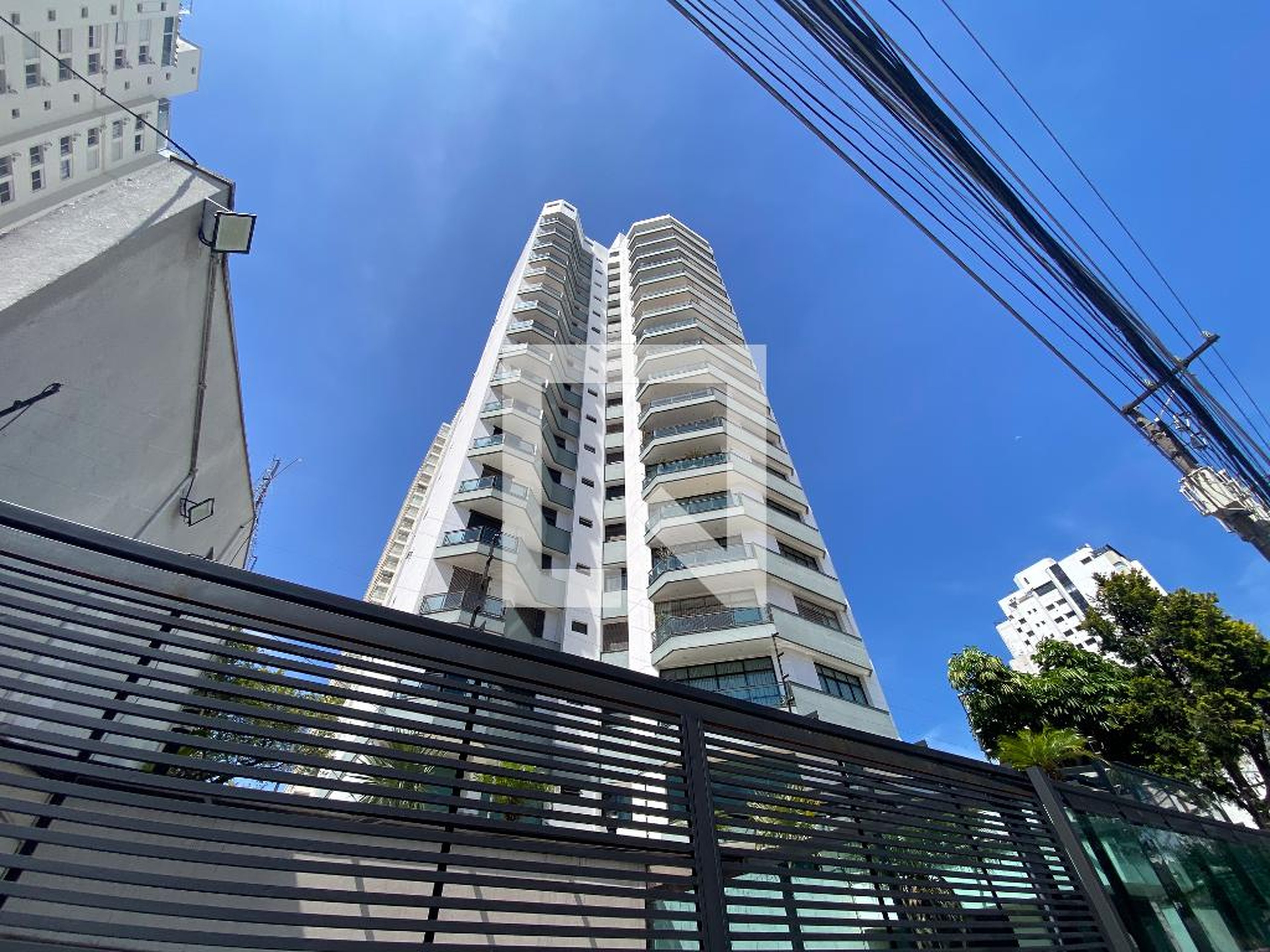 Fachada Condomínio em Rua São Nicásio, 276