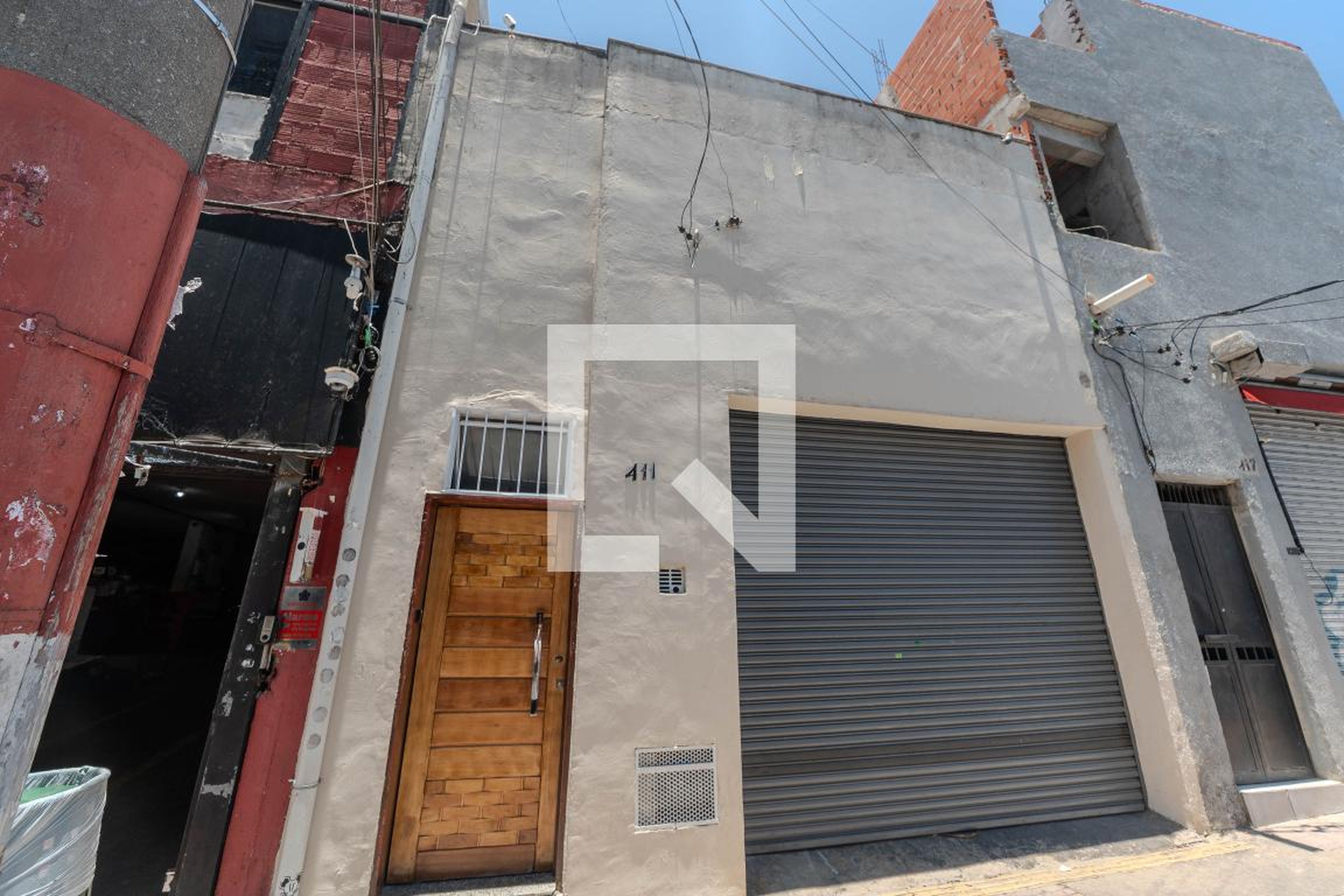 Fachada Condomínio em Rua Treze de Maio, 411