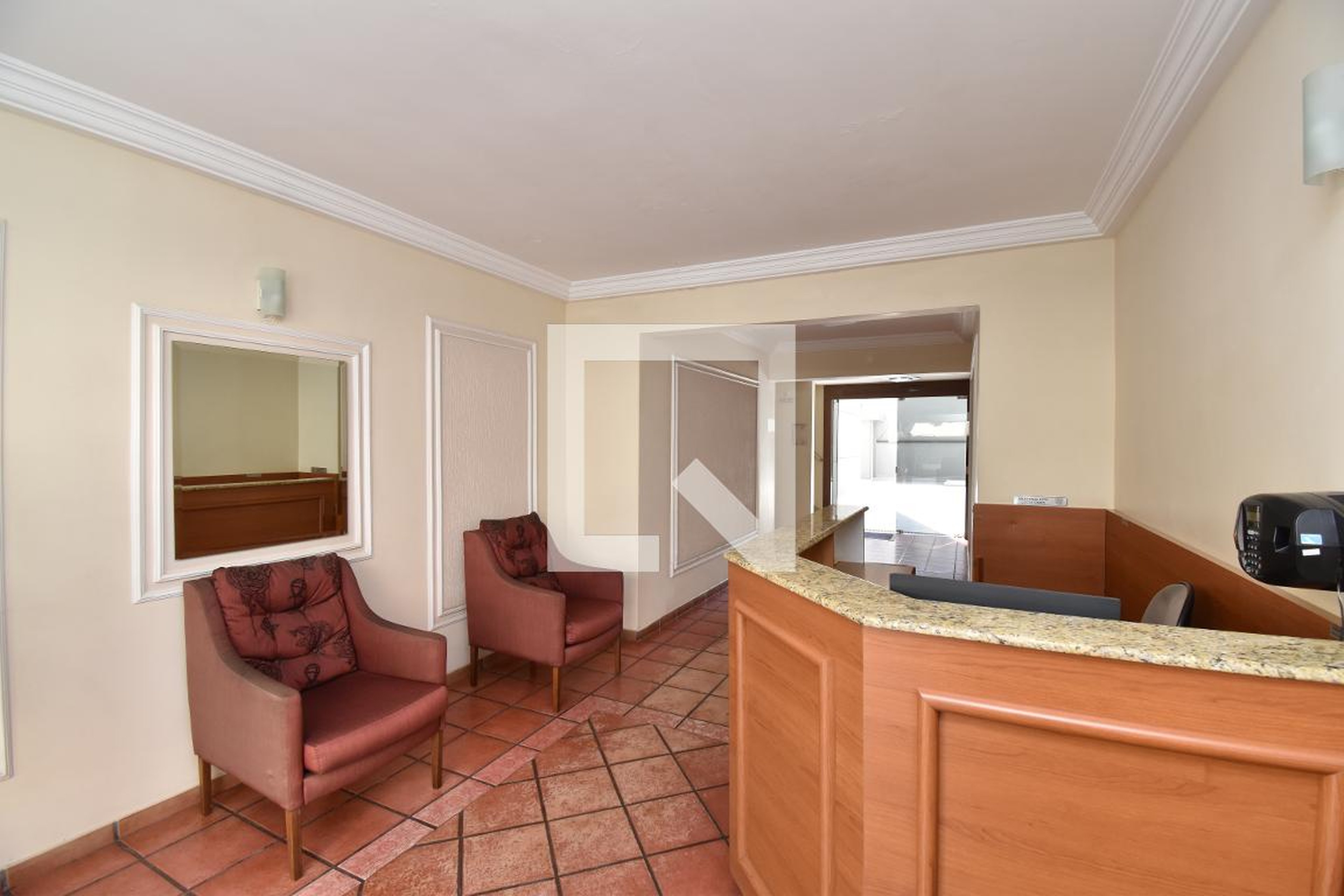 Hall de entrada Condomínio Ed Samuara