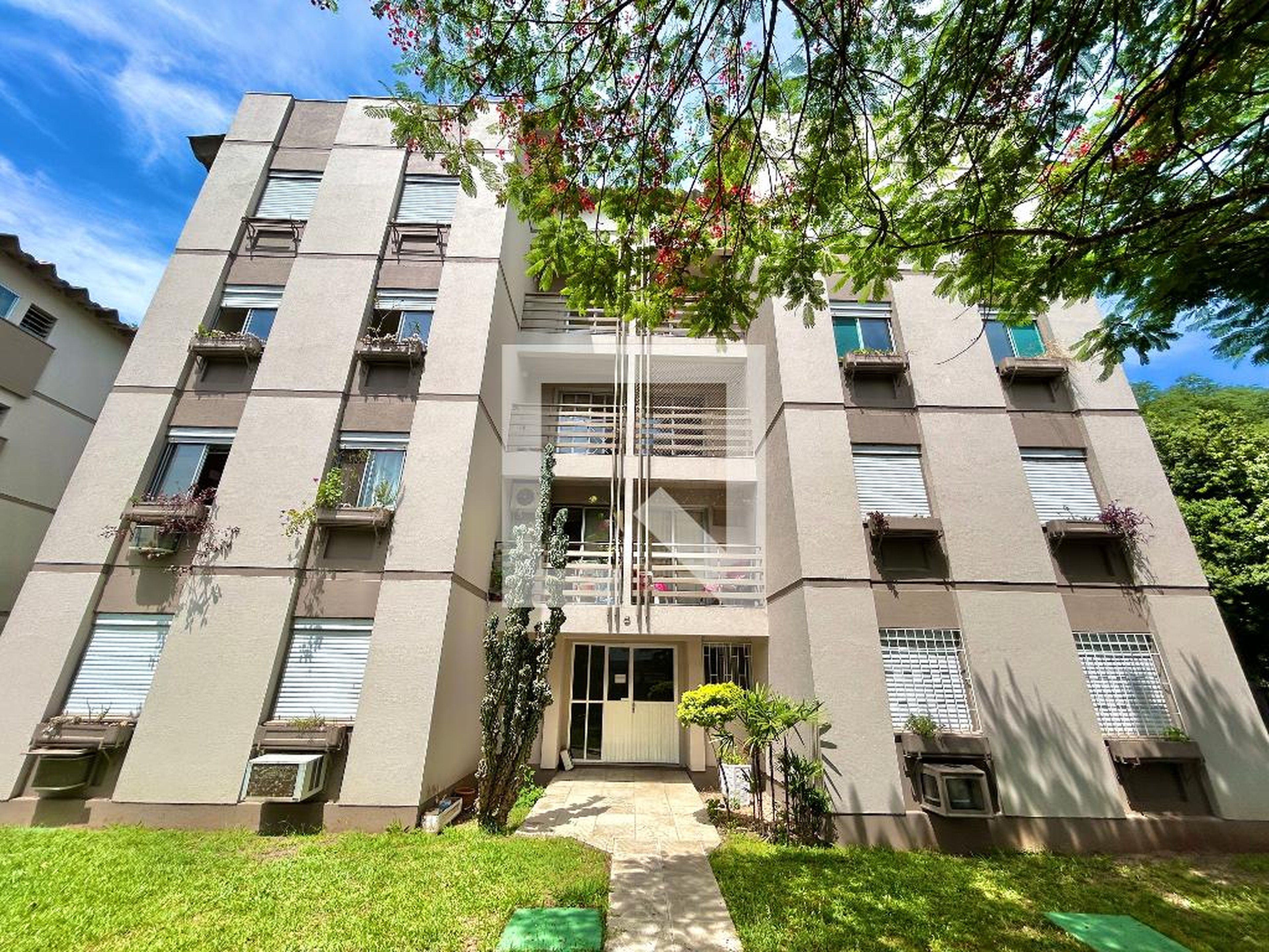 Fachada Condomínio Casa Clube