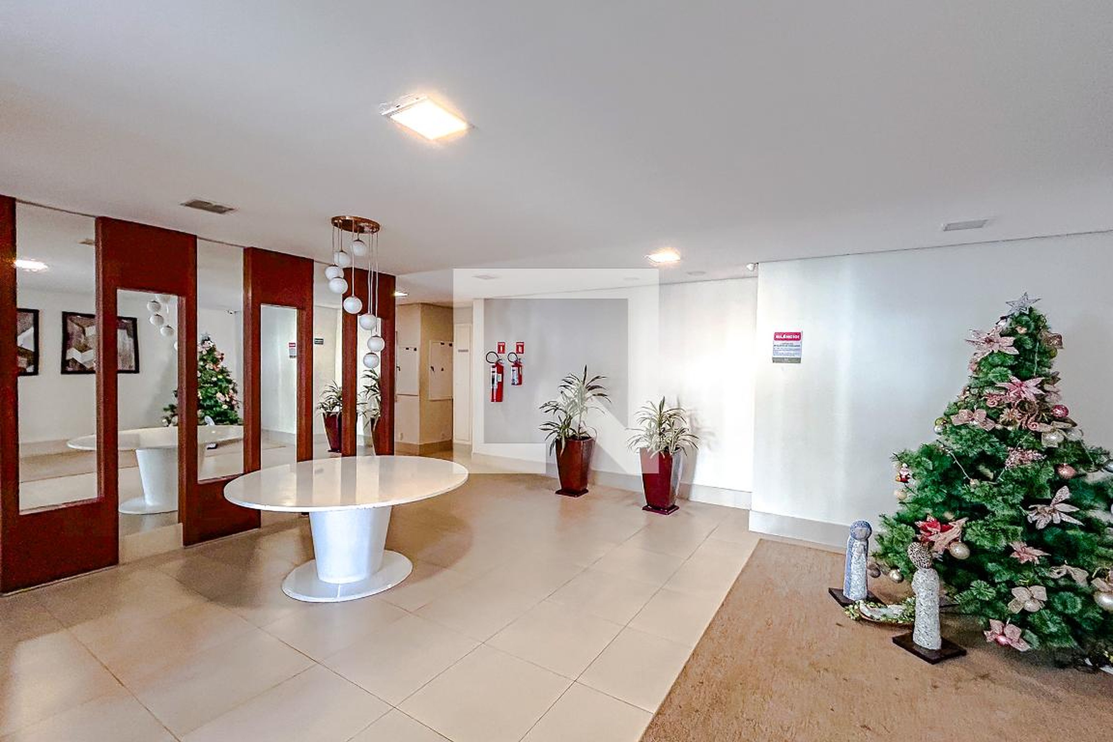 Hall de entrada - Momento Boulevard Club