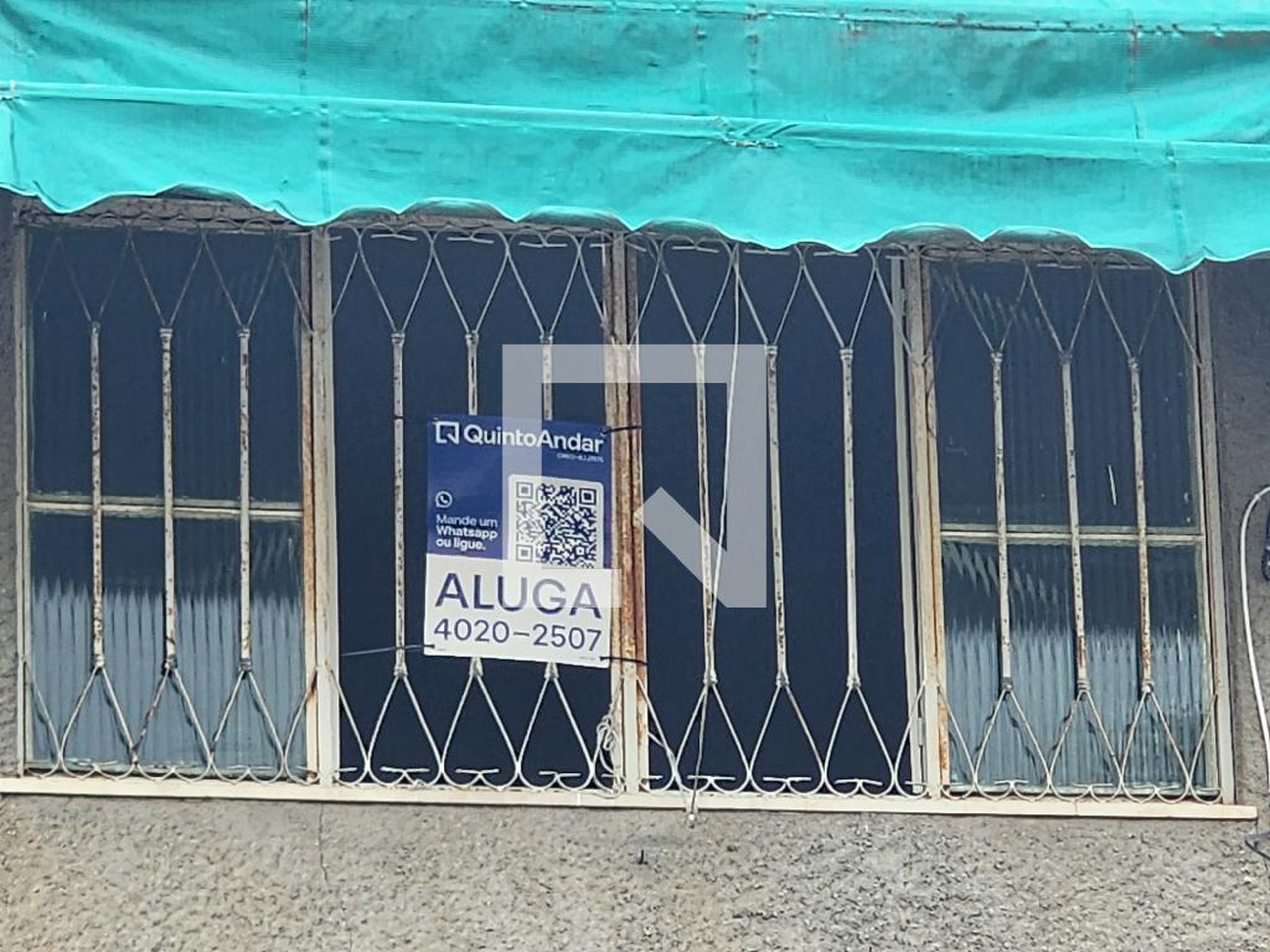 Fachada Condomínio em Rua Antônio Pinhão, 204