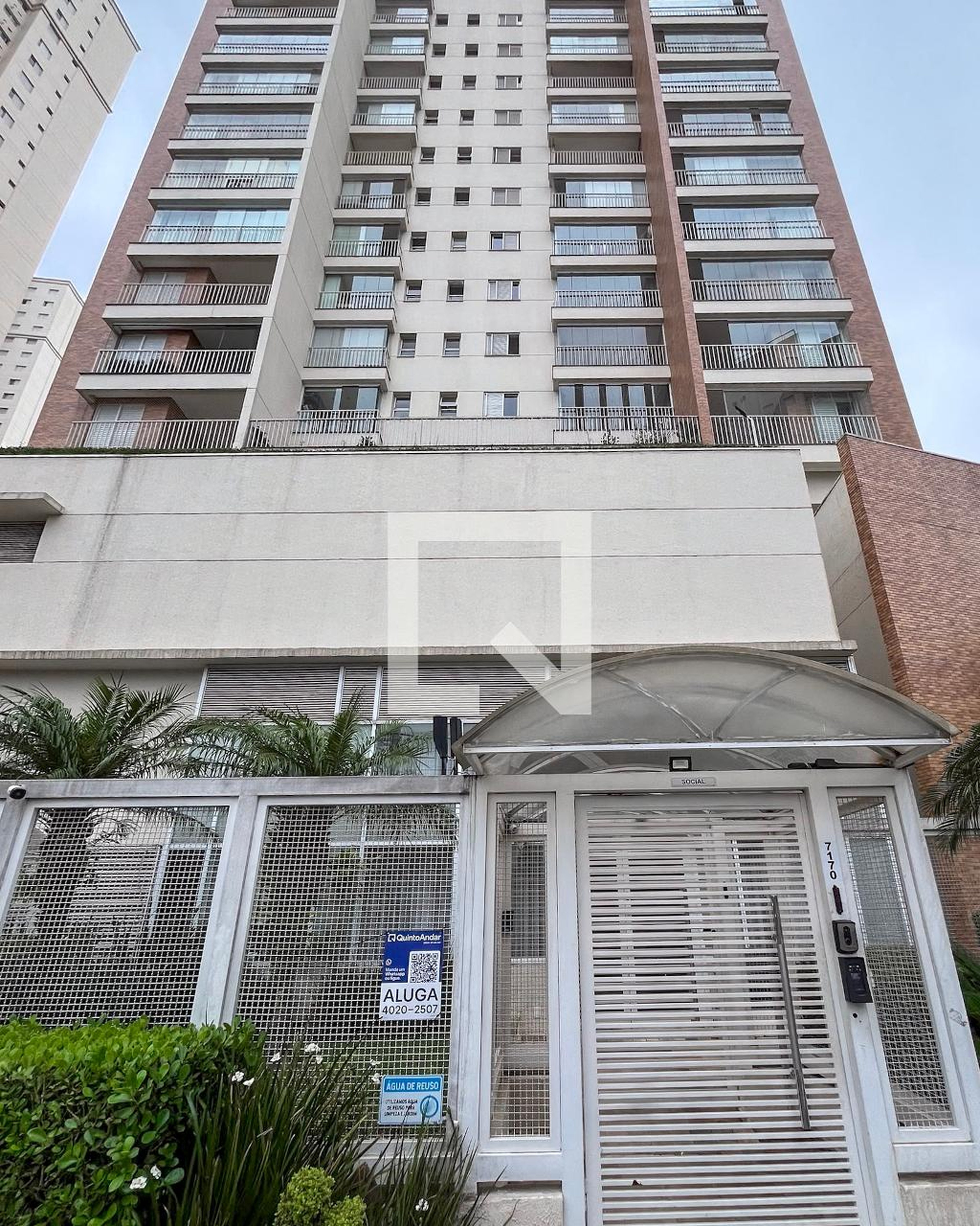 Fachada Condomínio Play Vergueiro