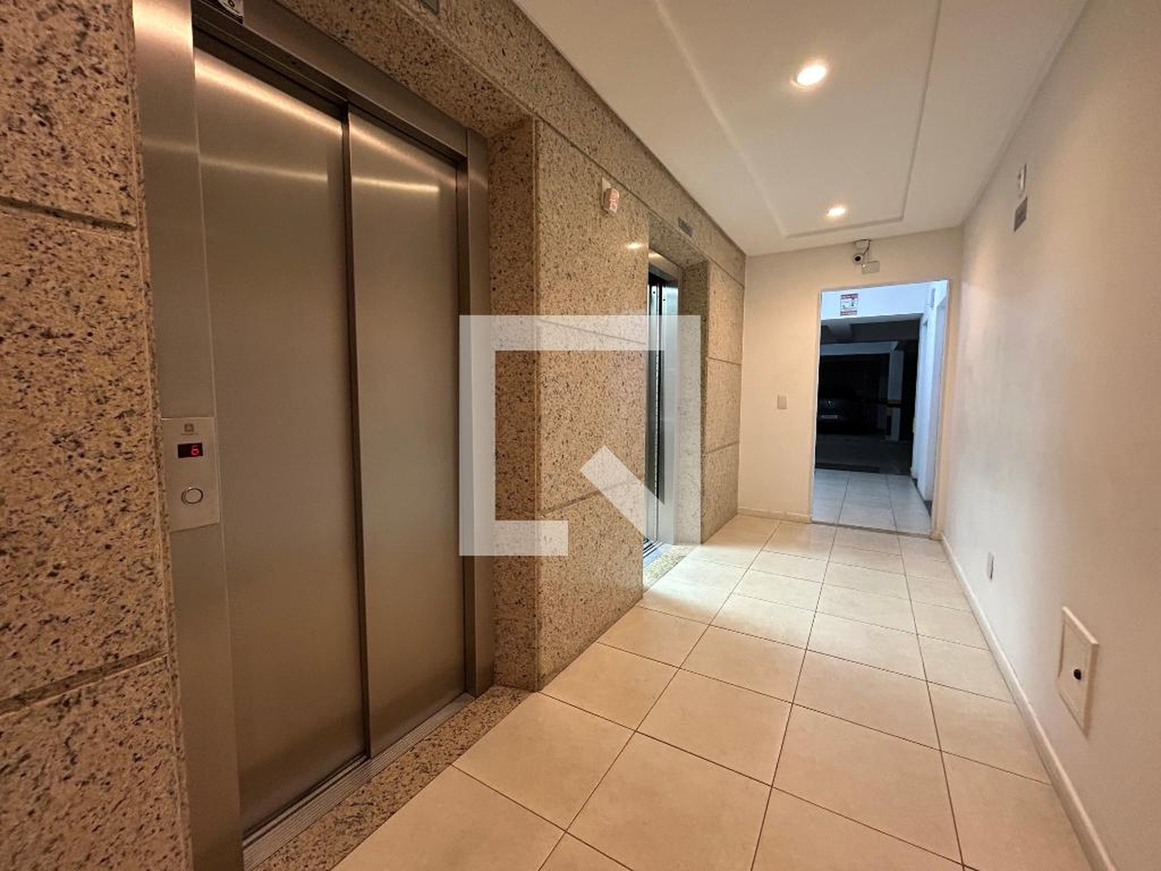 Elevador - Residencial Flamboyant