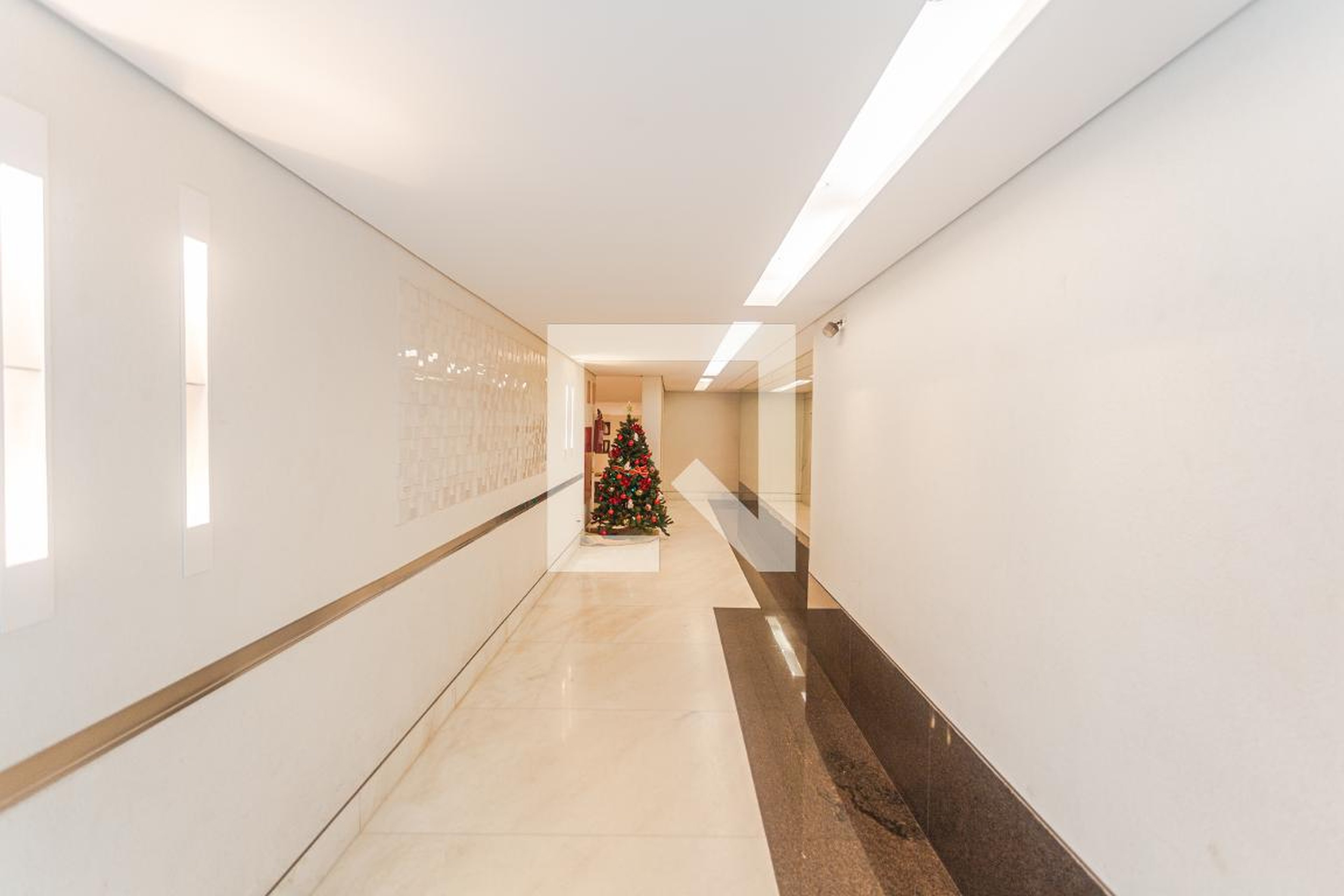 Hall de entrada - Residencial Terezinha Brandão Rezende