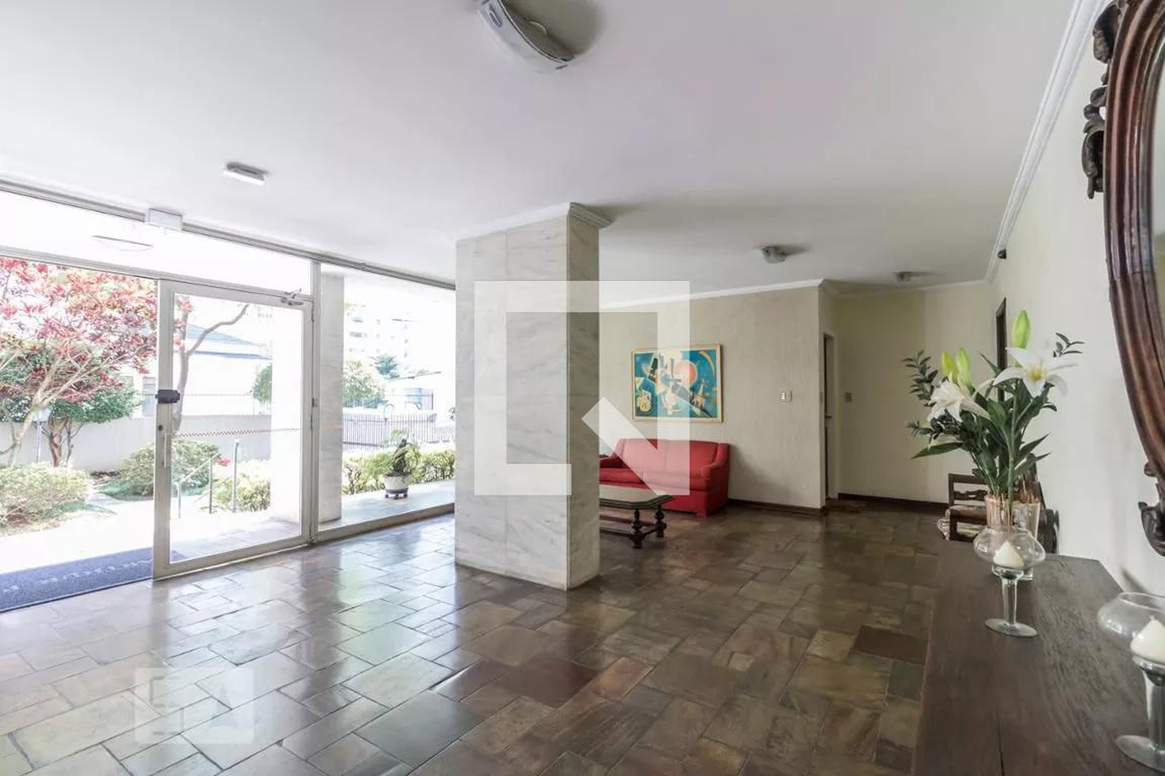 Hall de entrada - Edif Arthur Prado