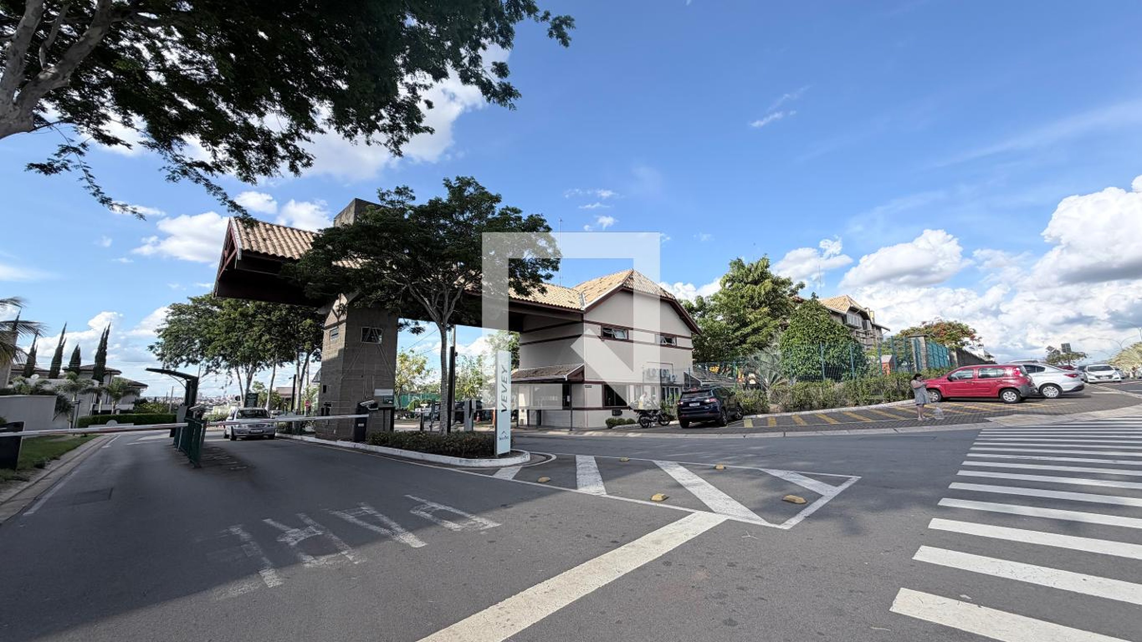 Fachada Condomínio em Rua Doutor Talmir Russo Boa Vista, 41