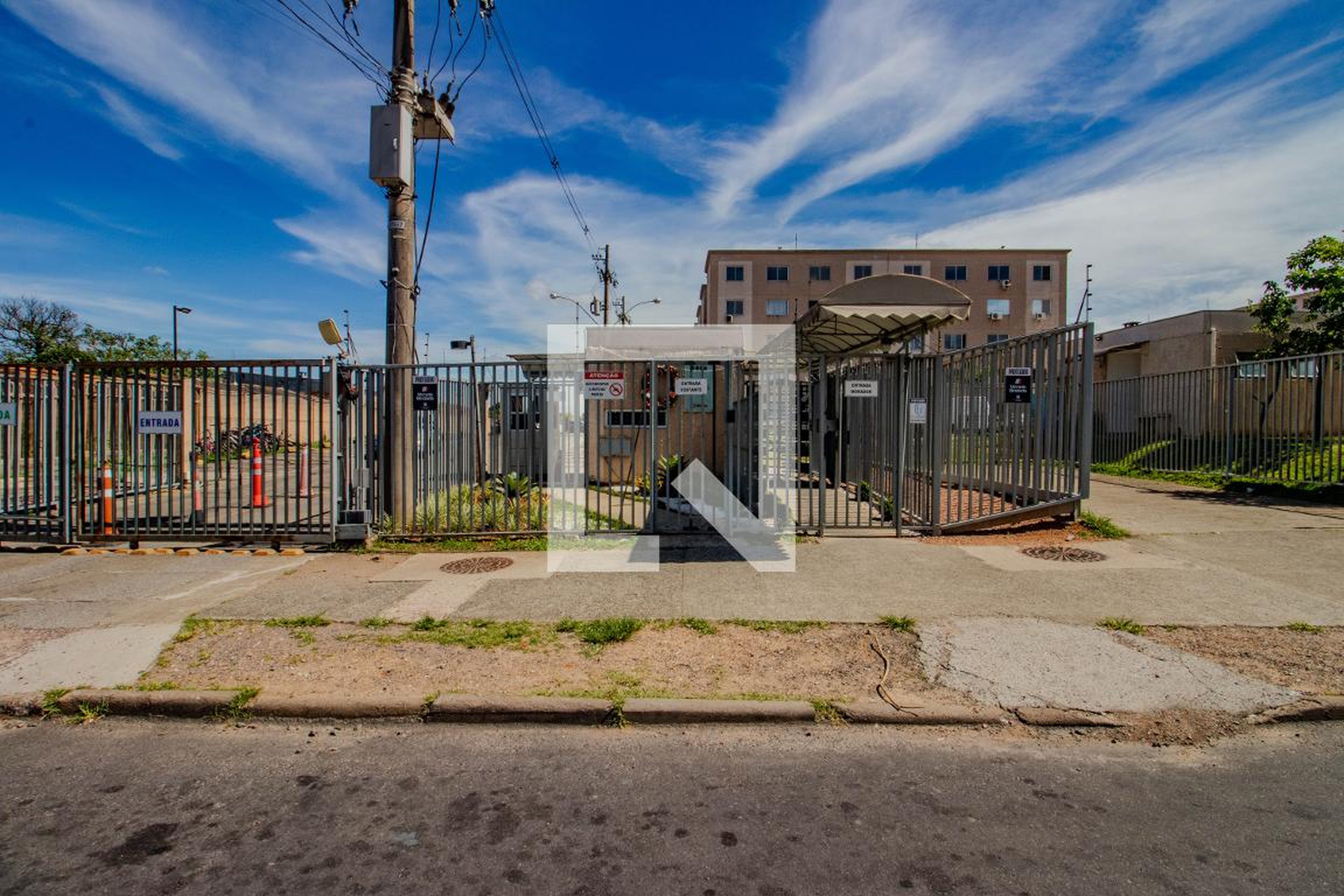 Fachada Condomínio Jardim dos Pampas I