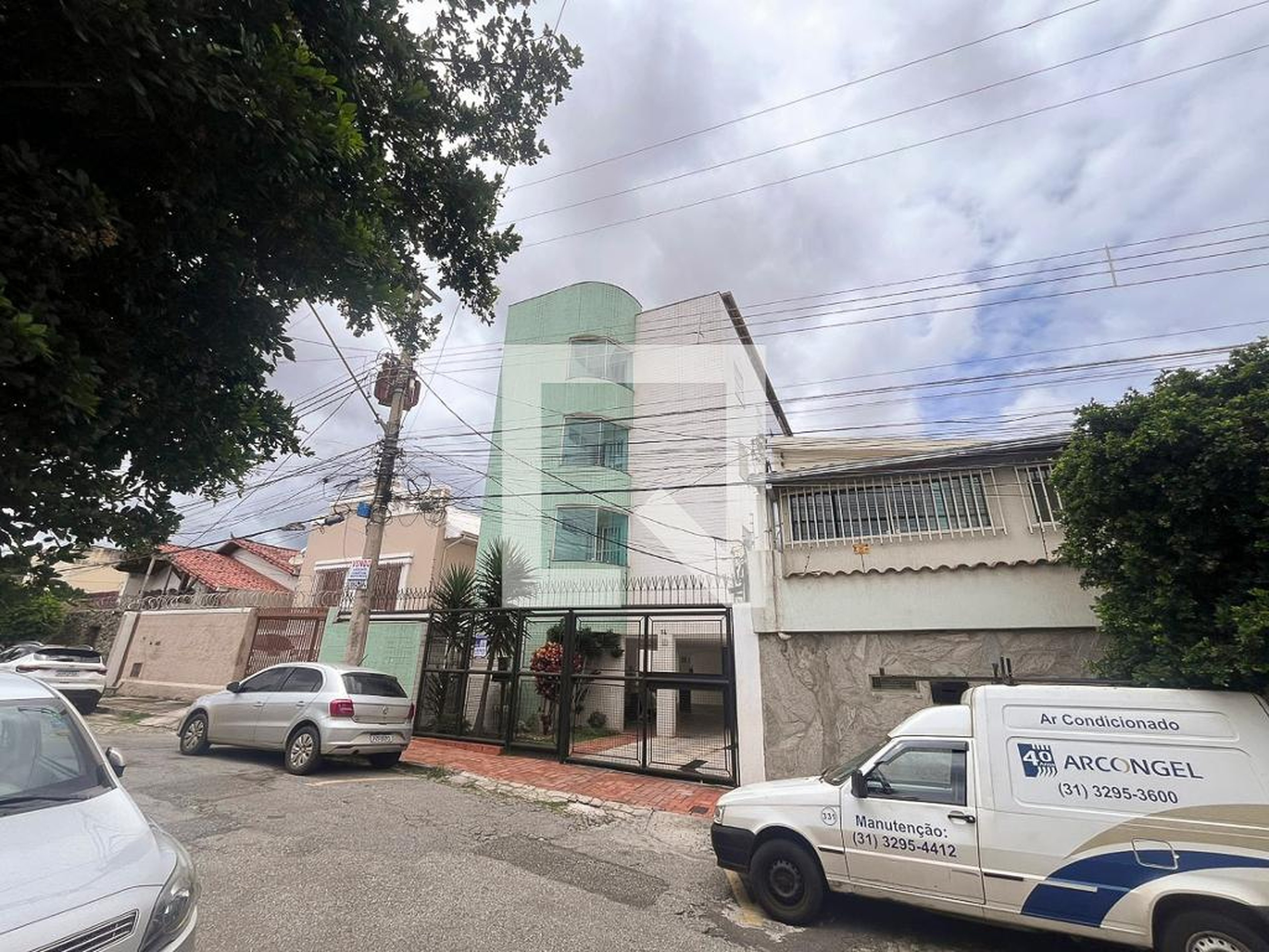 Fachada Condomínio em Rua Niterói, 74