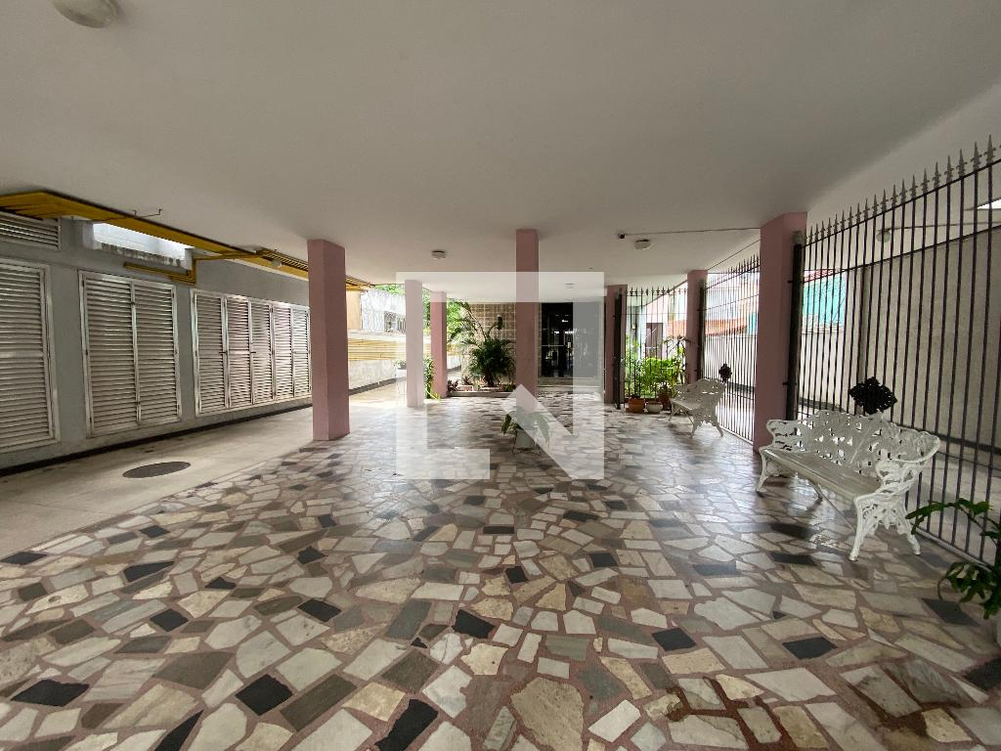 Hall de entrada - Edifício Luxemburgo