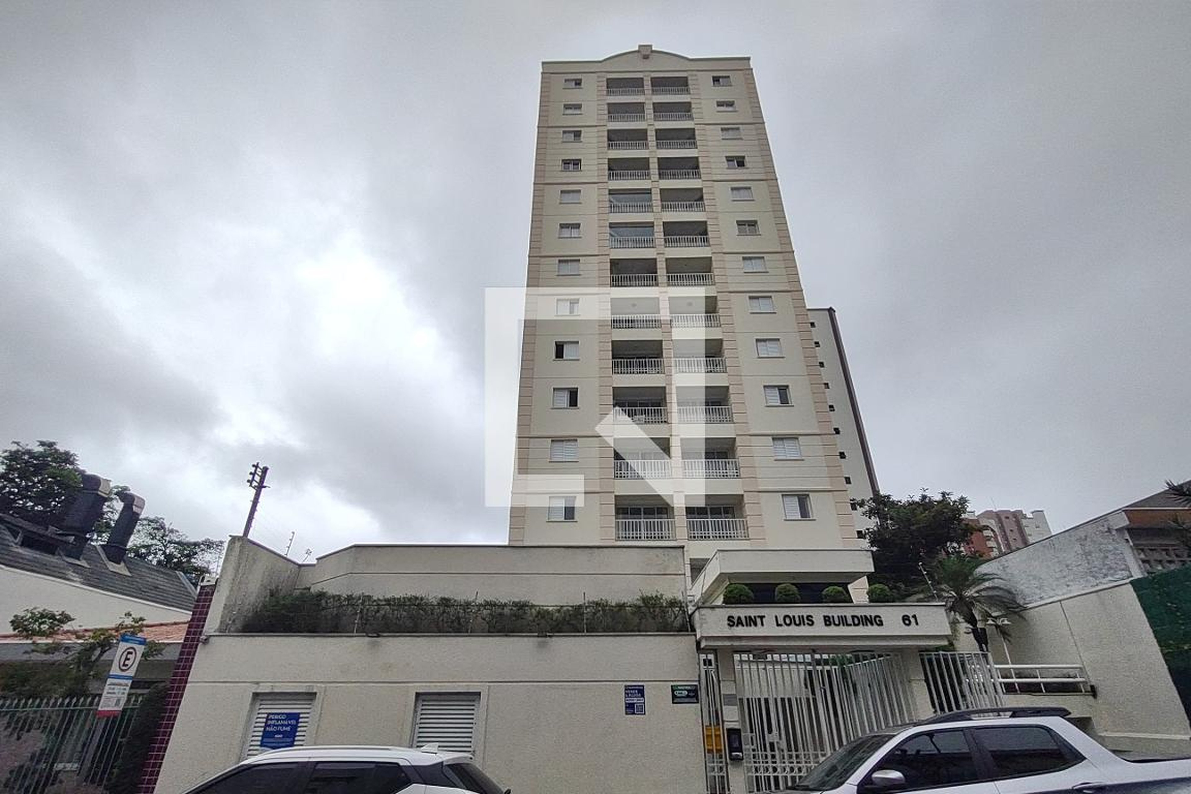 Fachada Condomínio Saint Louis Building