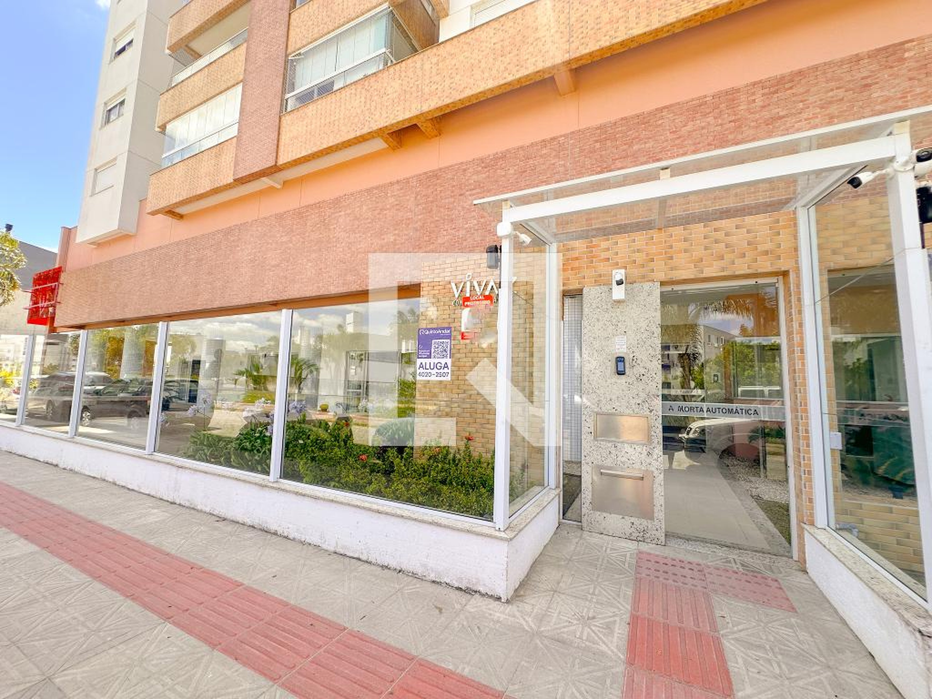 Fachada Condomínio em Alameda das Palmeiras, 348