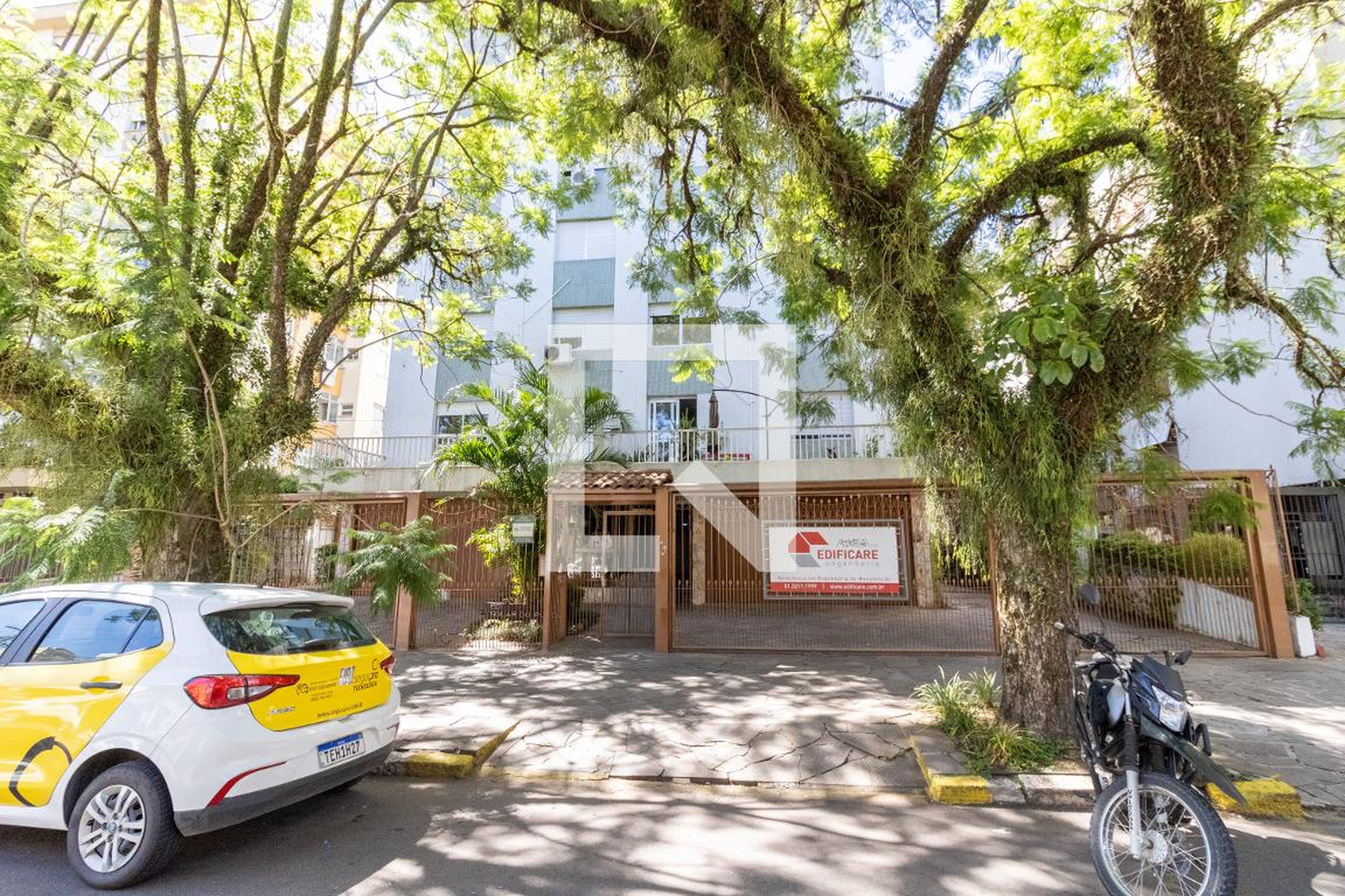 Fachada Condomínio Solar do Poeta