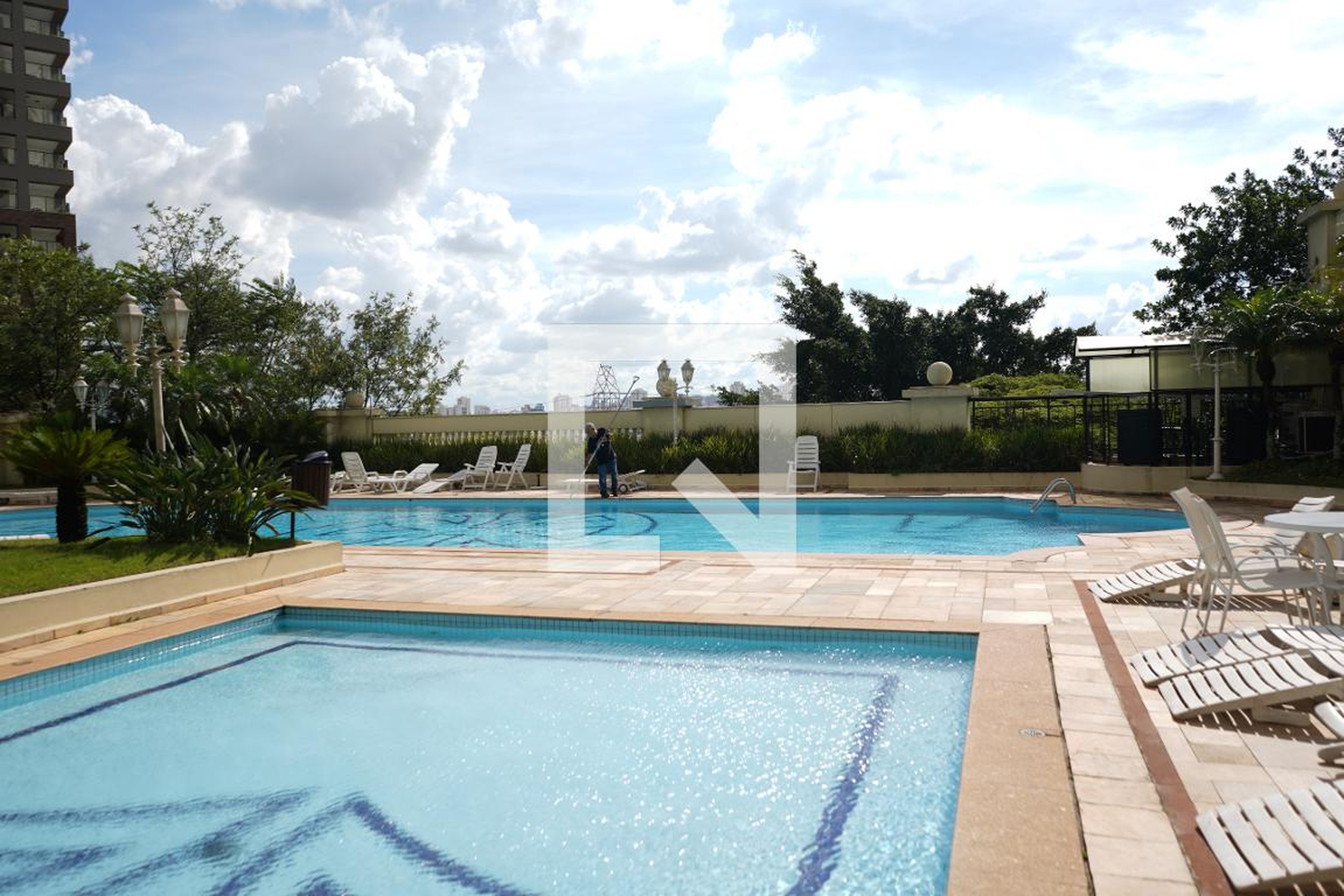 Piscina - Piazza Dello Sport