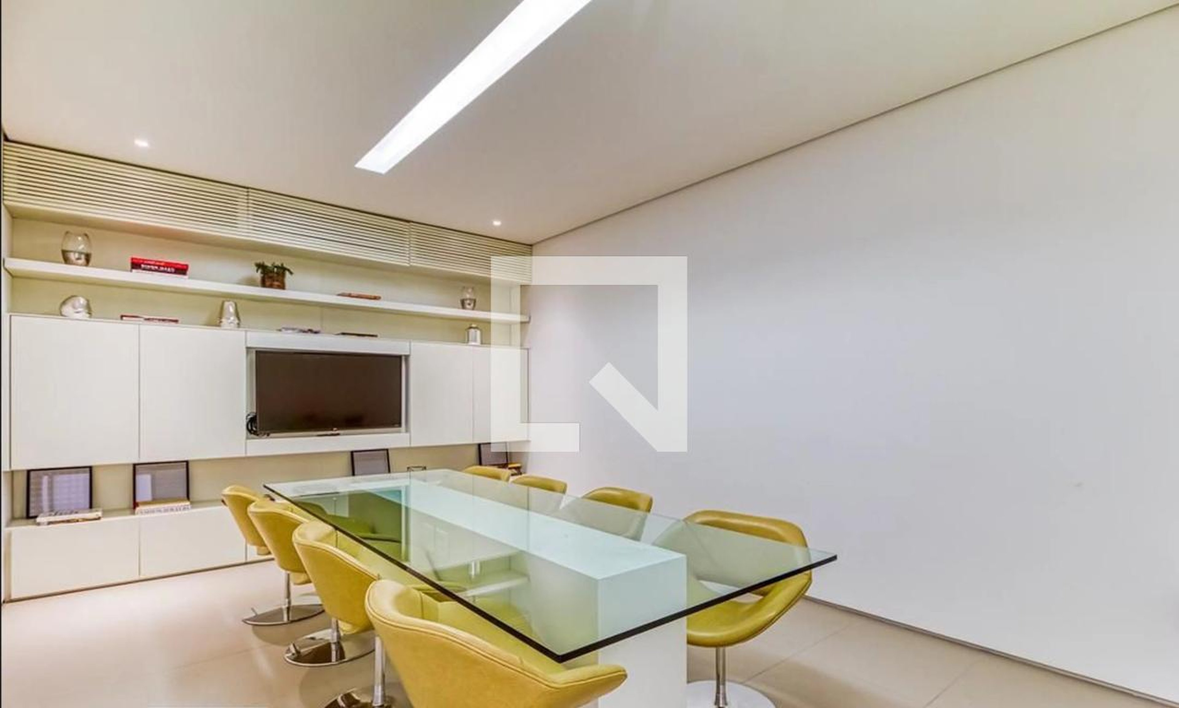 Sala de Reunião - VN Ferreira Lobo