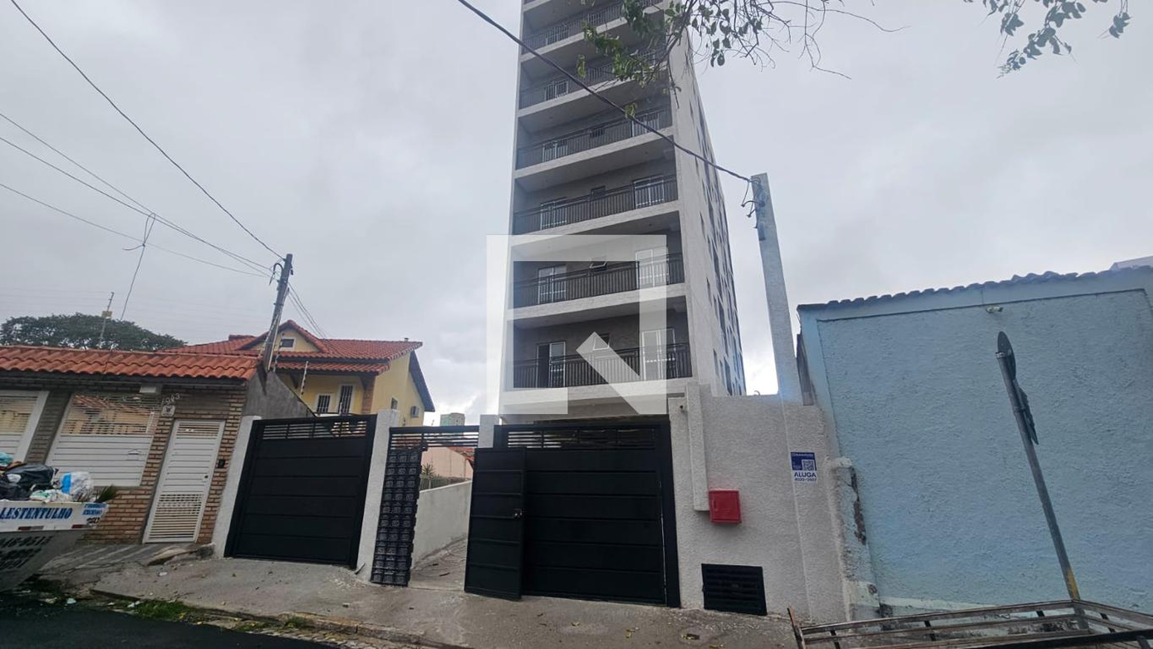 Fachada Condomínio em Rua Padre João, 97