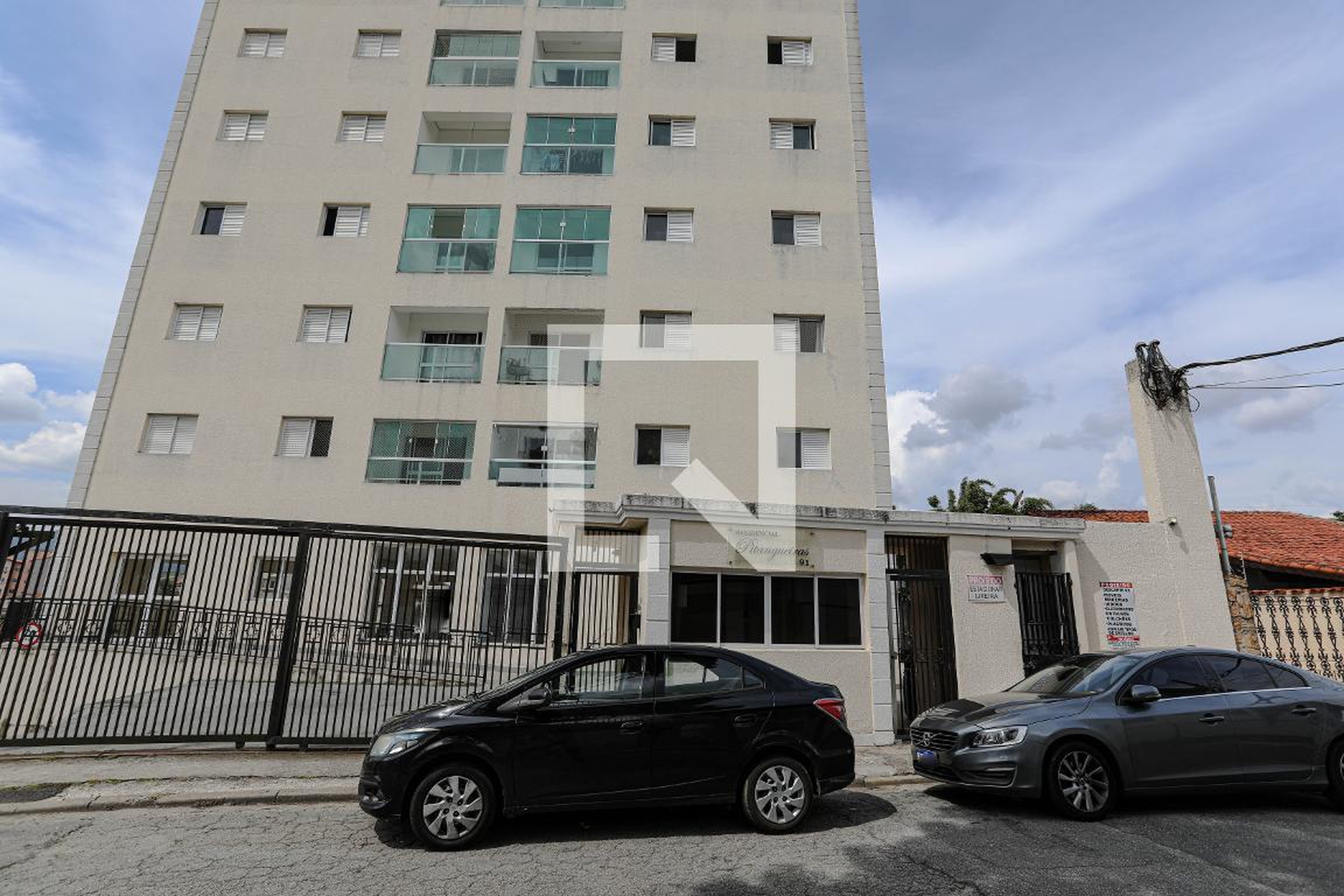 Fachada Residencial Pitangueiras