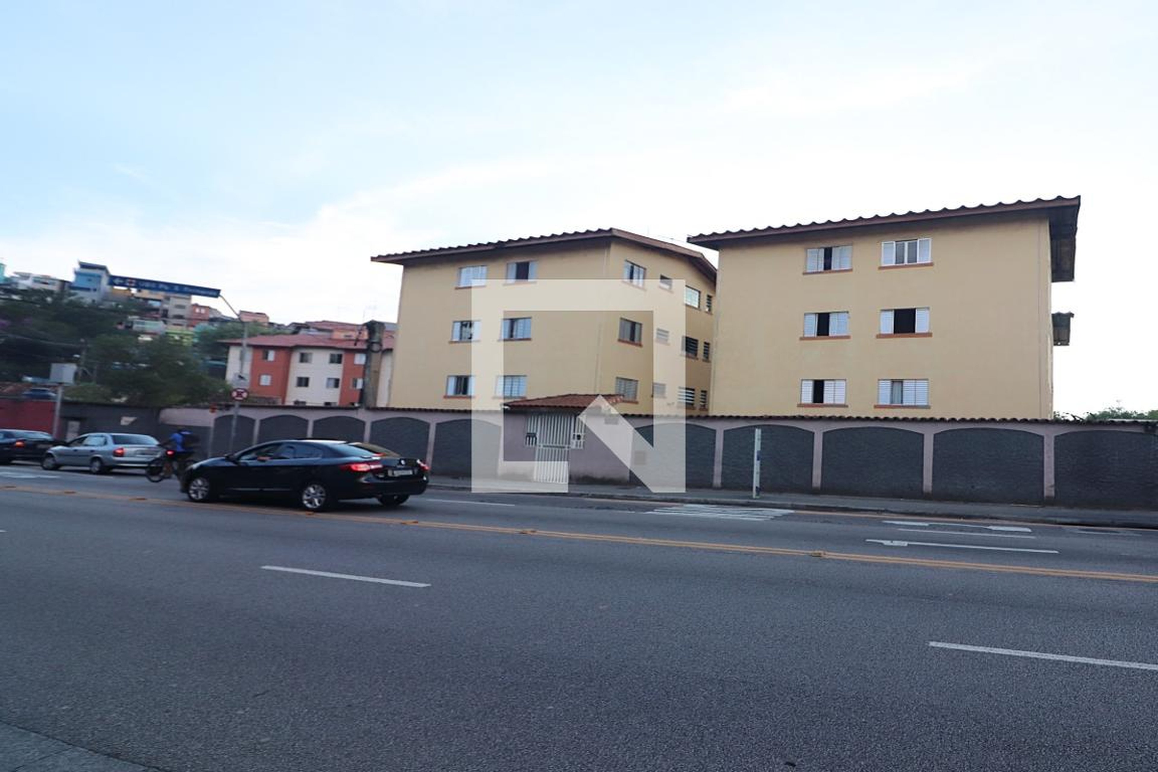 Fachada Condomínio em Rua dos Vianas, 3611