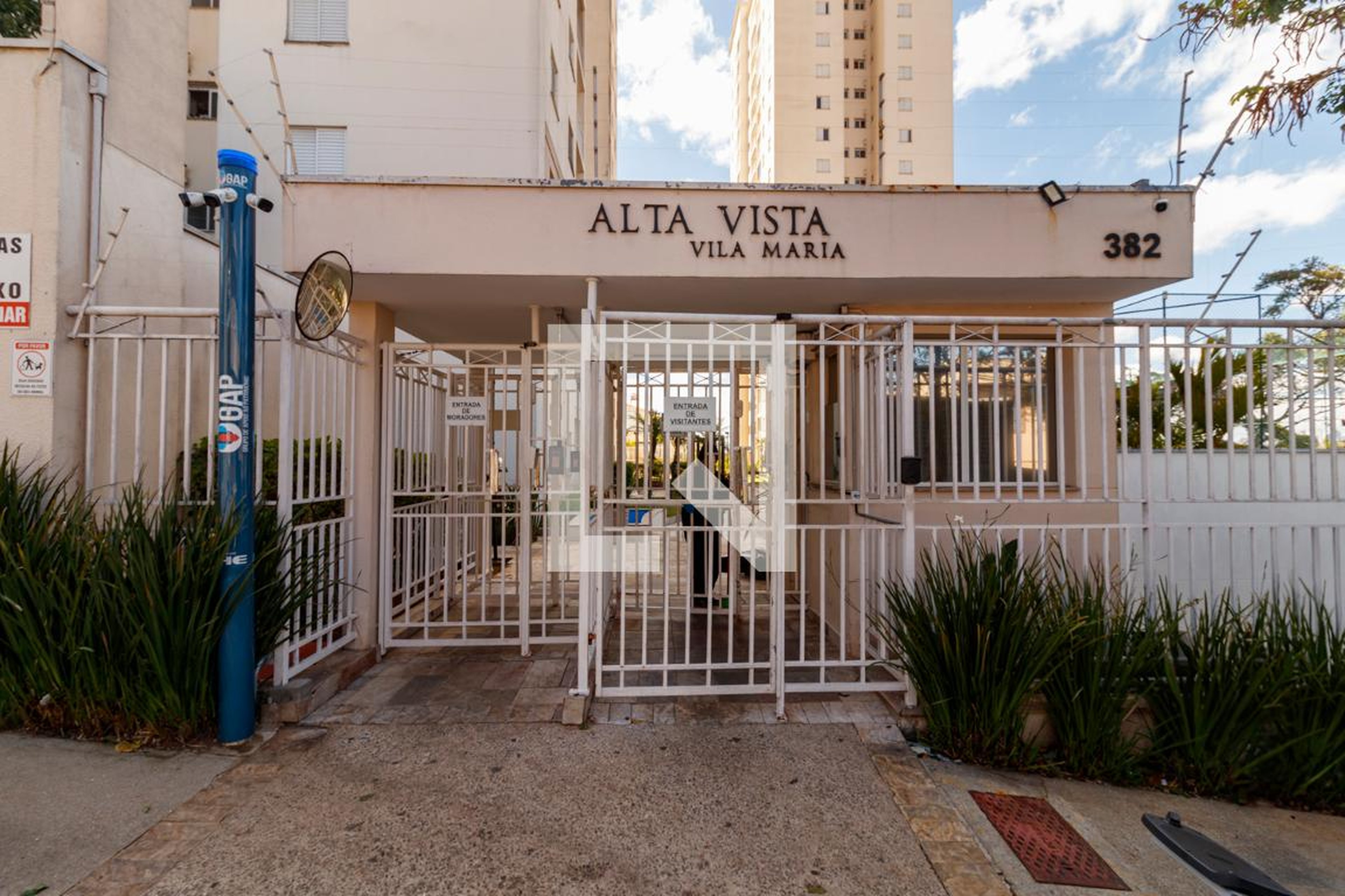 Fachada Condomínio em Rua Soldado João Rodrigues, 382