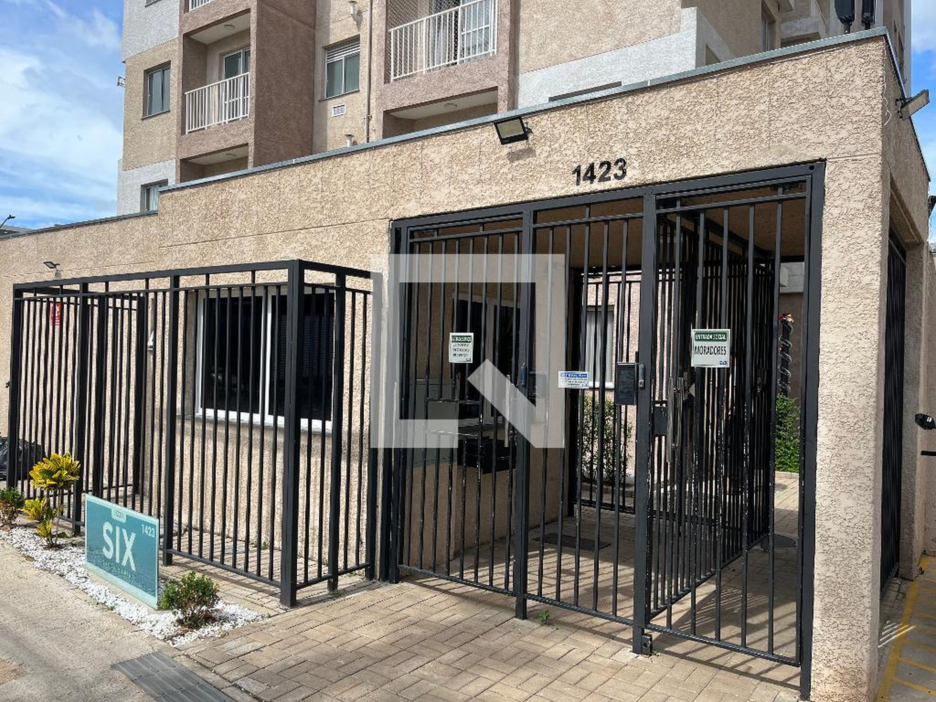 Fachada do Prédio Condomínio SIX Santa Marina