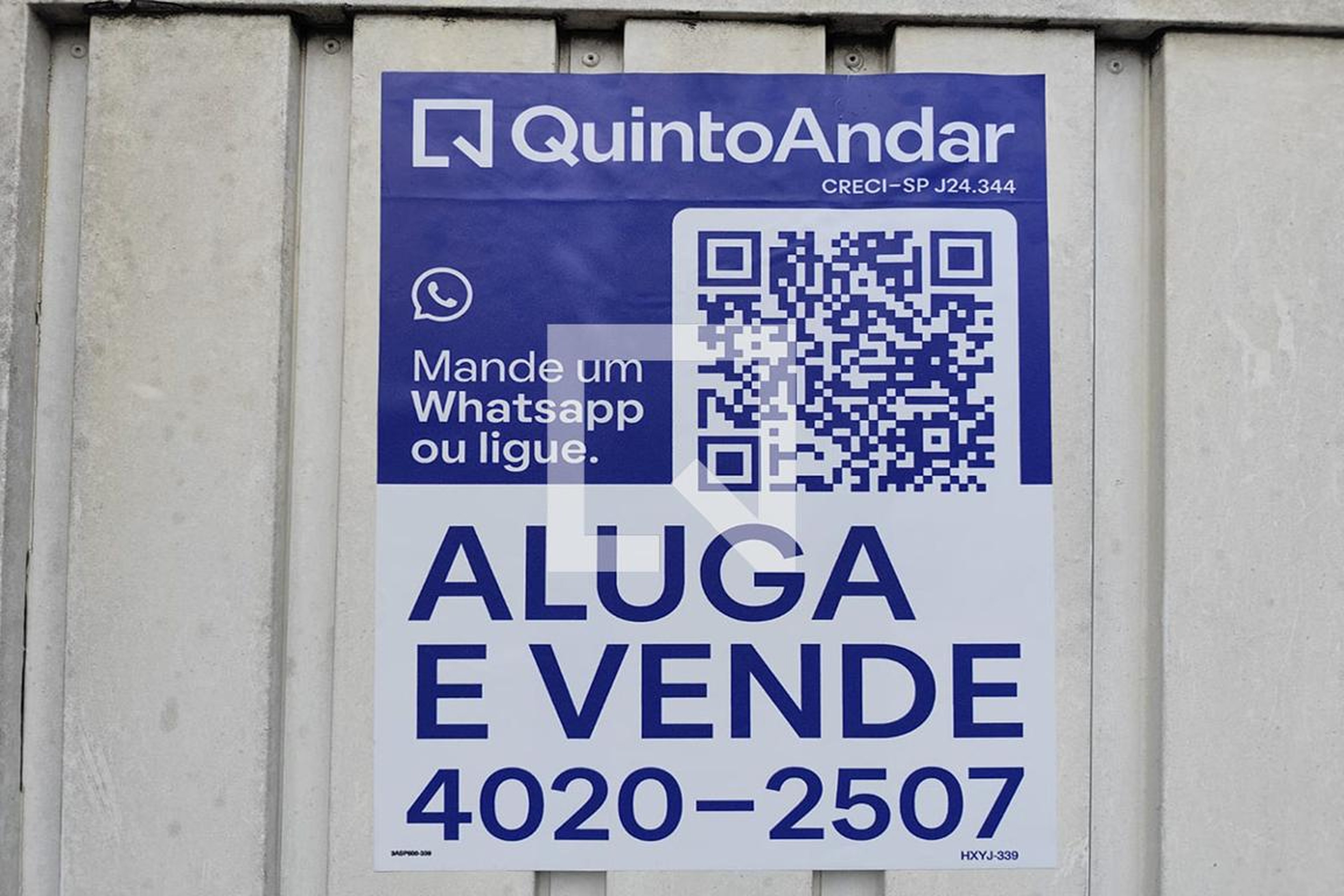Fachada Condomínio em Rua Alves Maldonado, 391